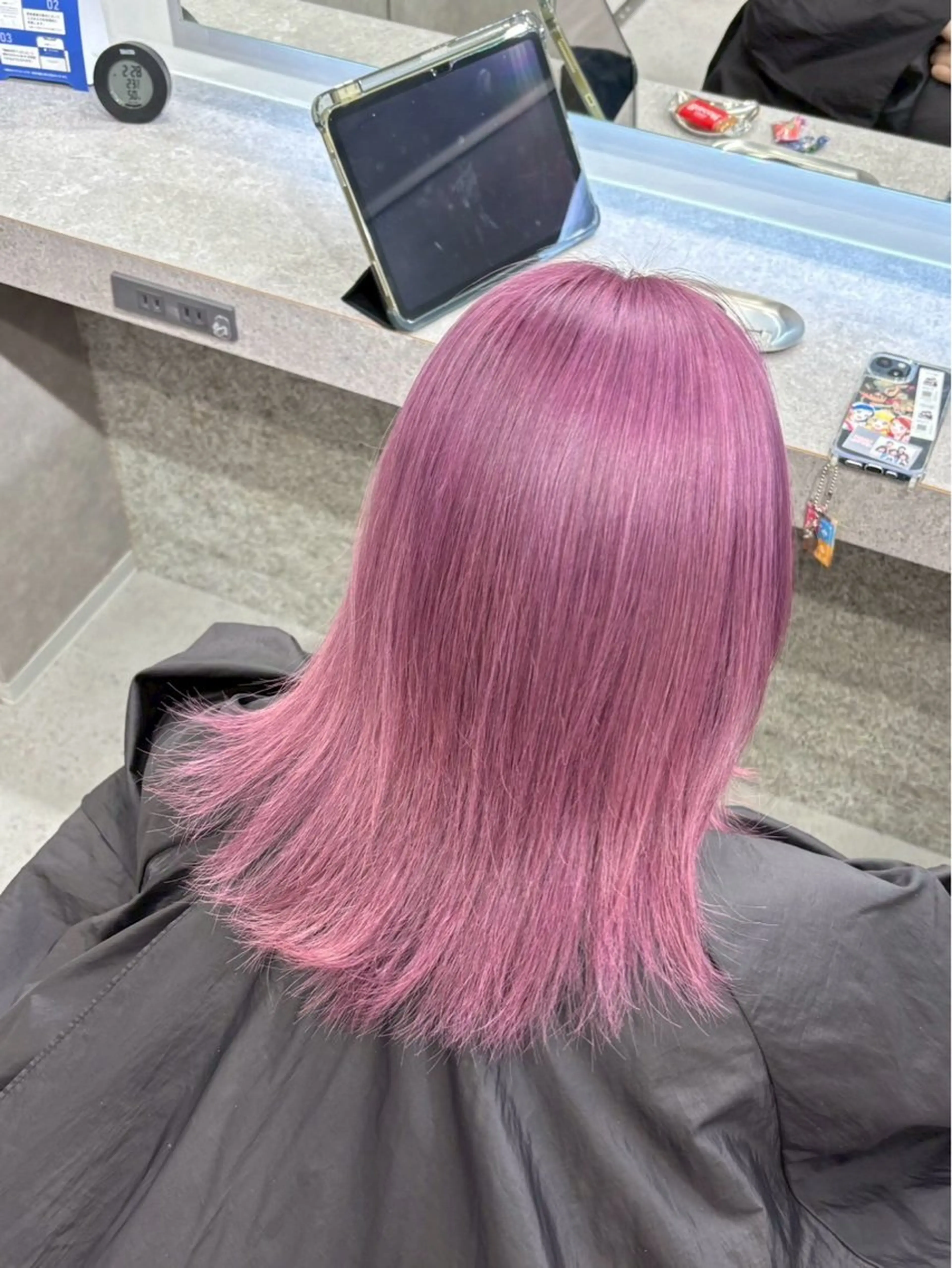 セミロング カラー ブリーチ 透明感カラー ピンクカラー ヘアカラー いろあそび mahoのヘアスタイル