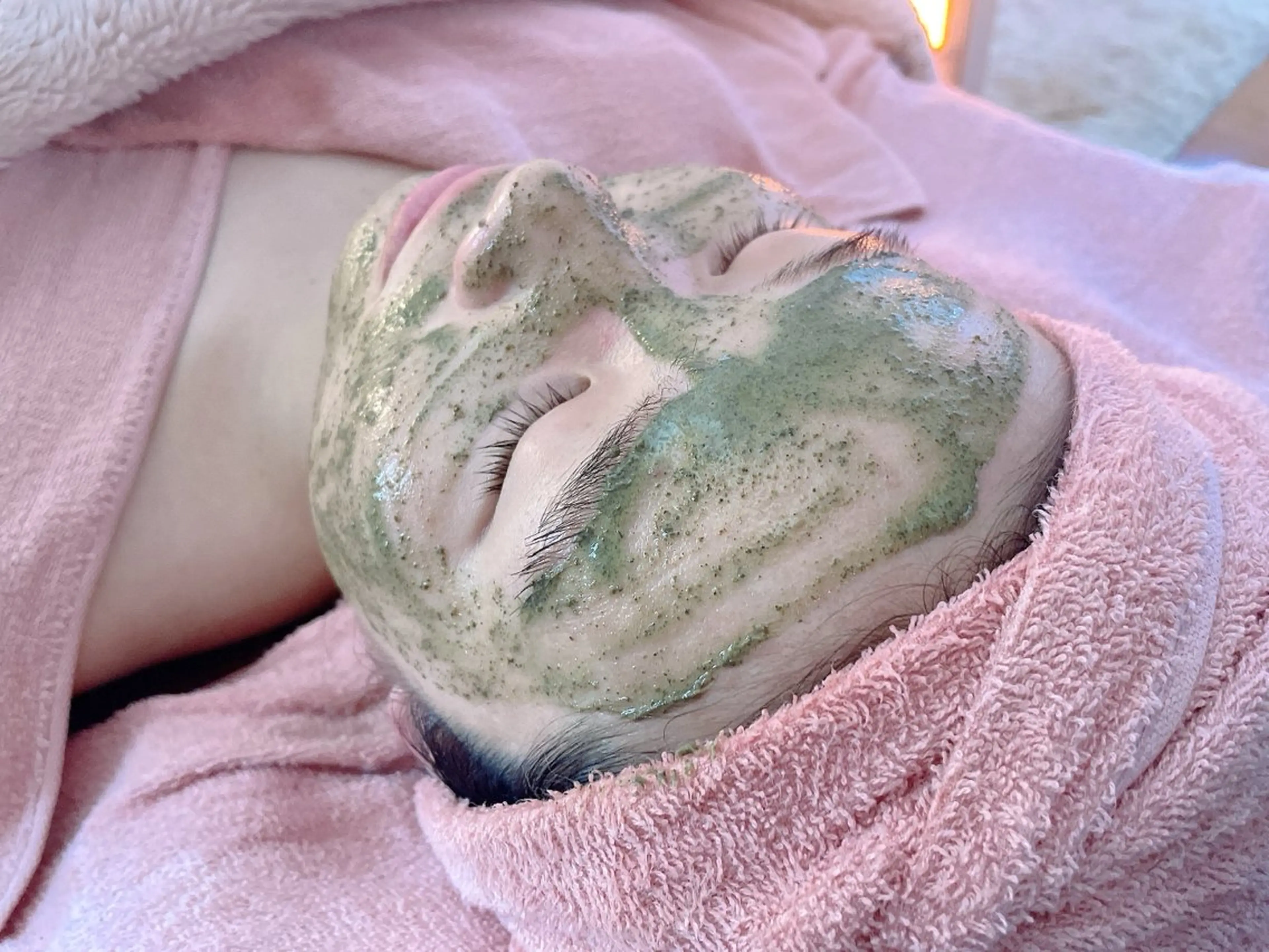 エステ 肌質改善専門店/絹々(きぬ)所属・心満たされる ハーブピーリング絹々のエステ・リラクイメージ