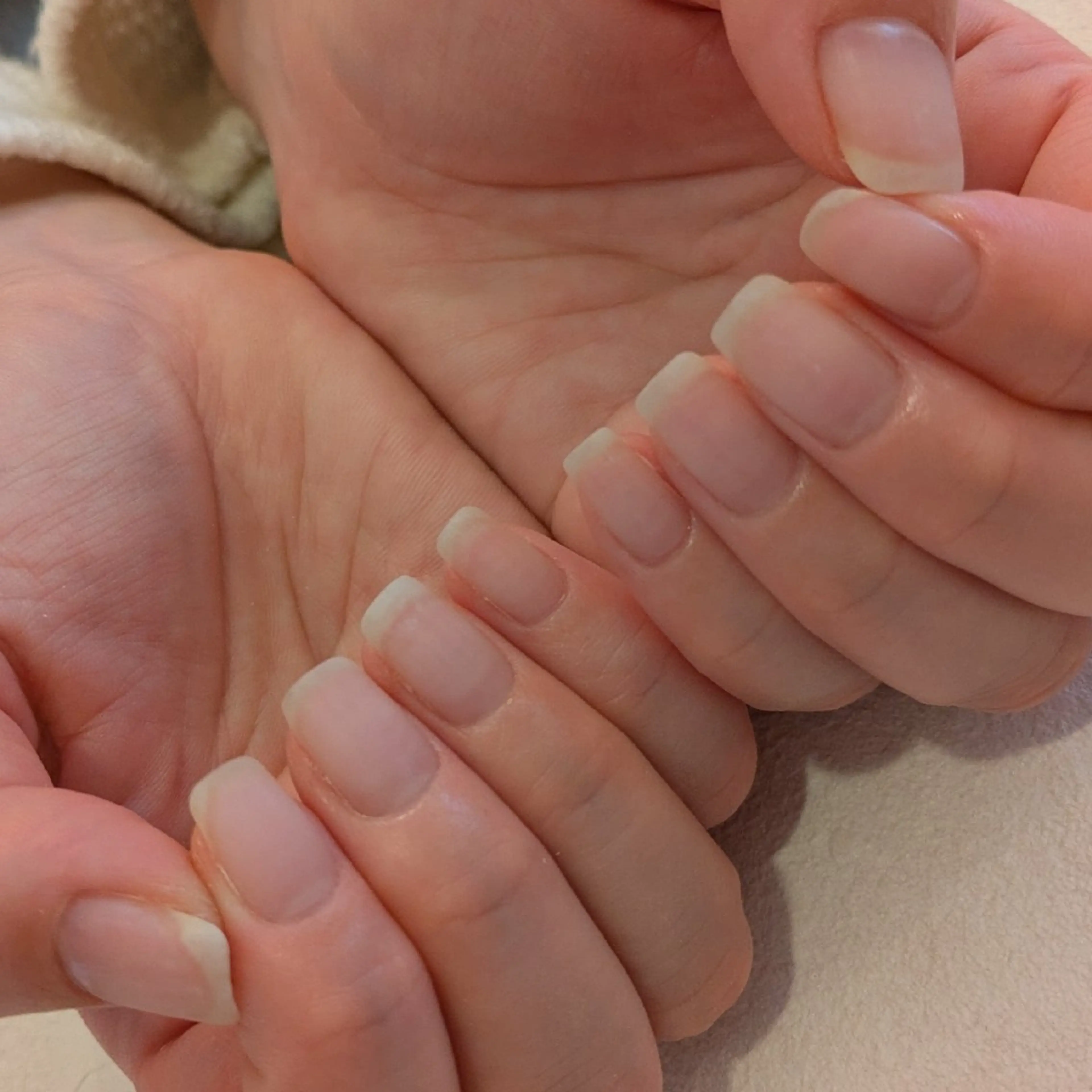 ネイル ジェヌインネイル 河内のネイルデザイン