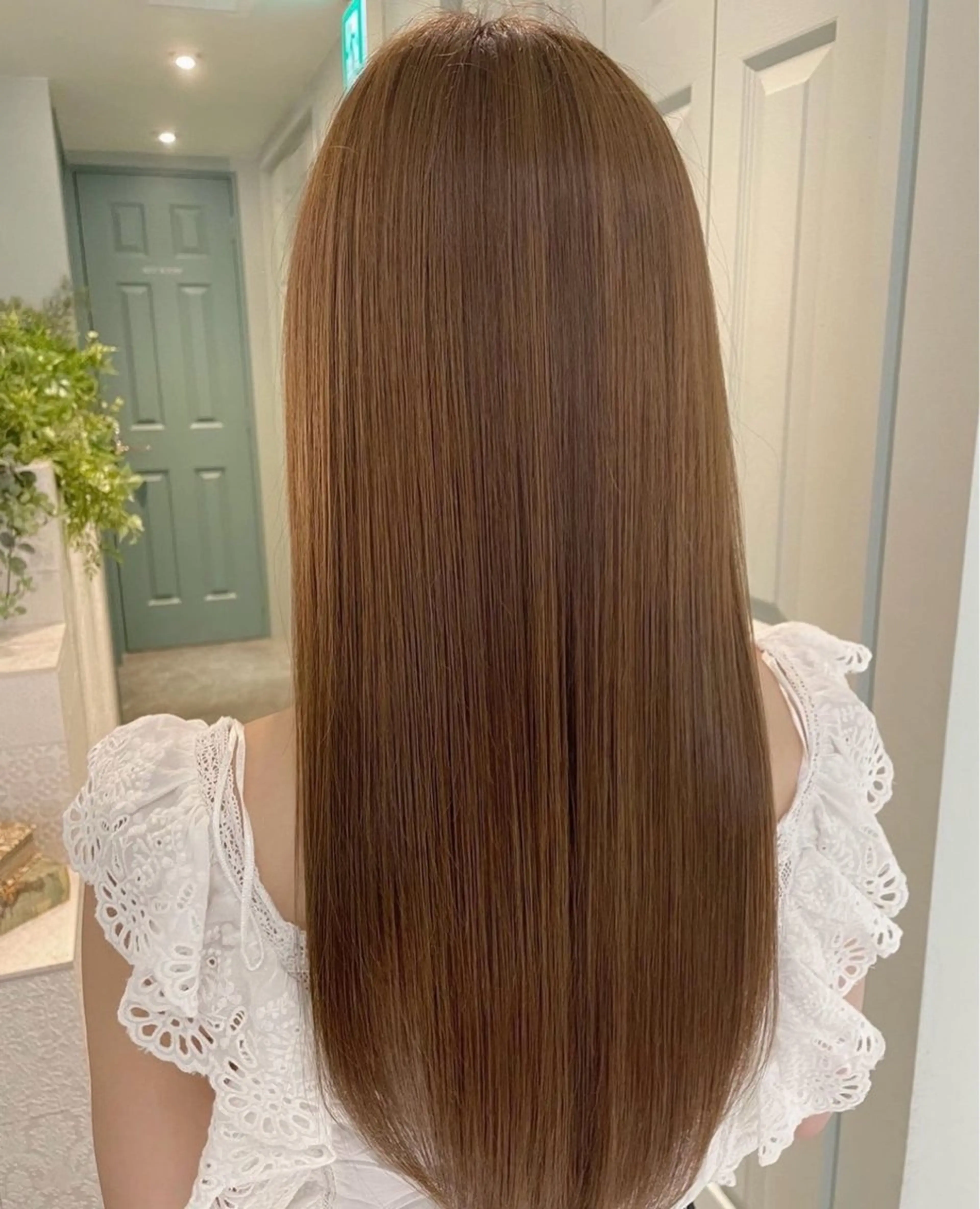 ロング ❤️ブリーチなし💚 ダブルカラー平野実花のヘアスタイル