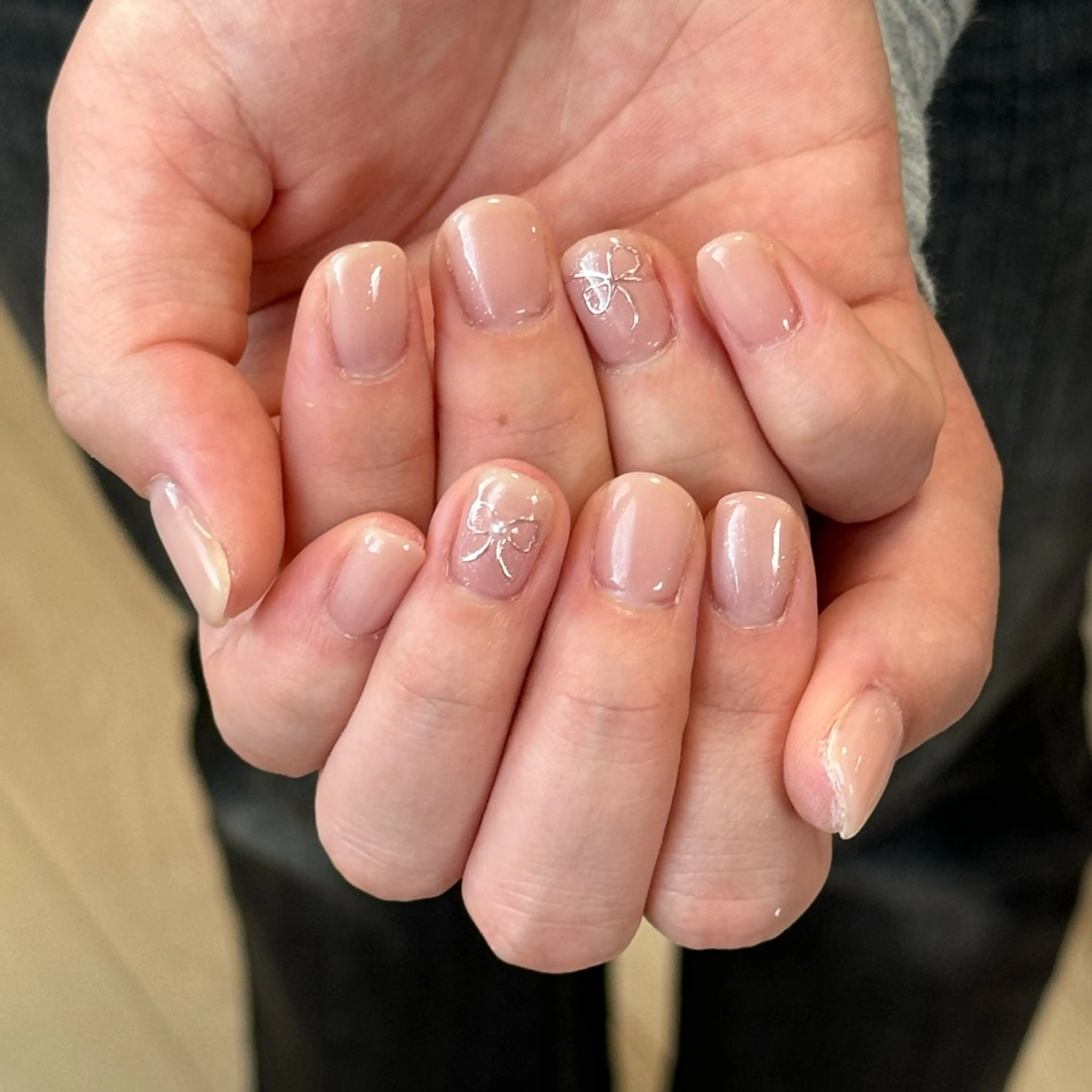 ネイル アートネイル リボン ハンドネイル Hana_ Rieのネイルデザイン