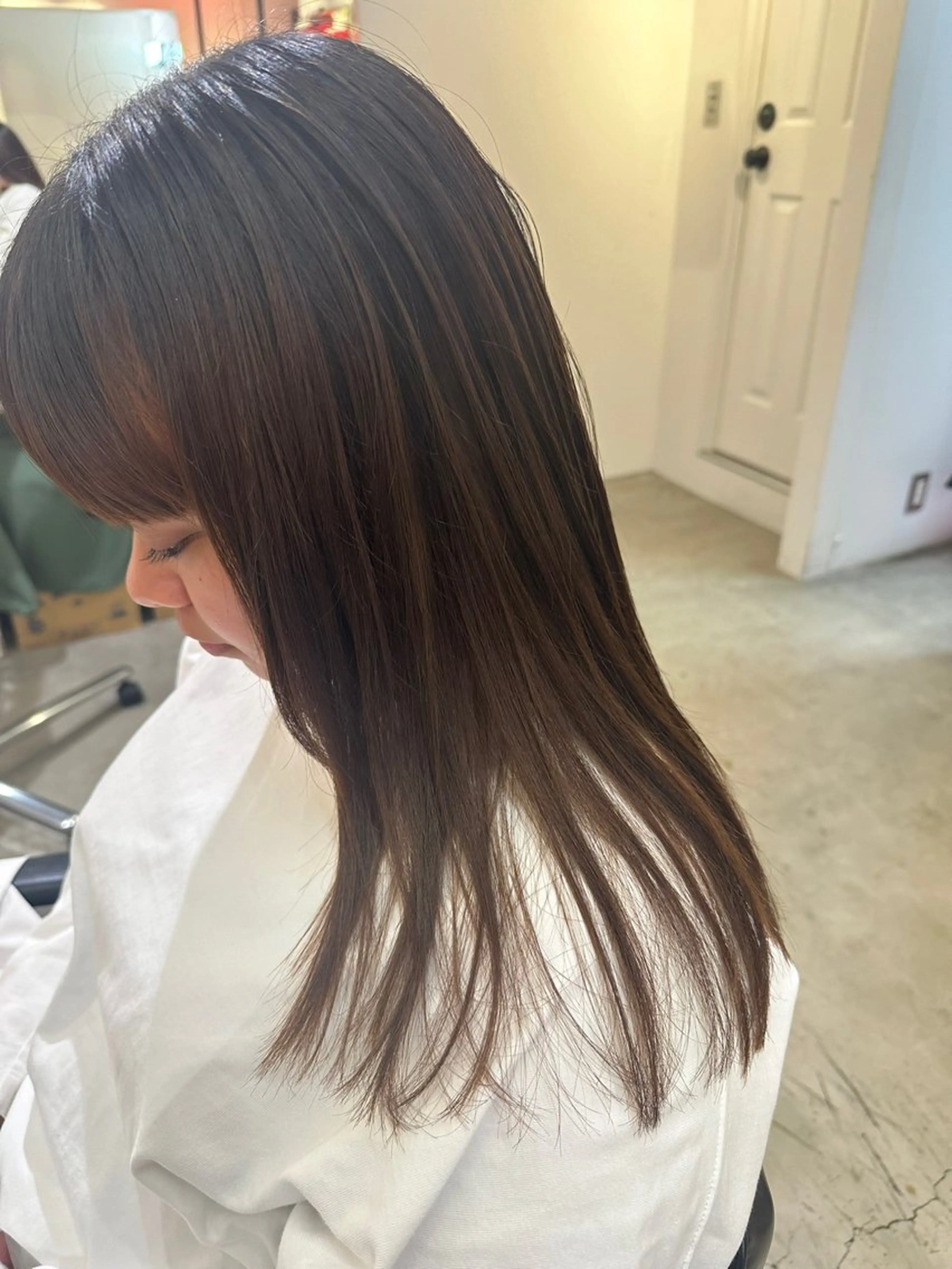 セミロング カット 縮毛矯正 トリートメント VOICE所属・MIRI MIRIのヘアスタイル