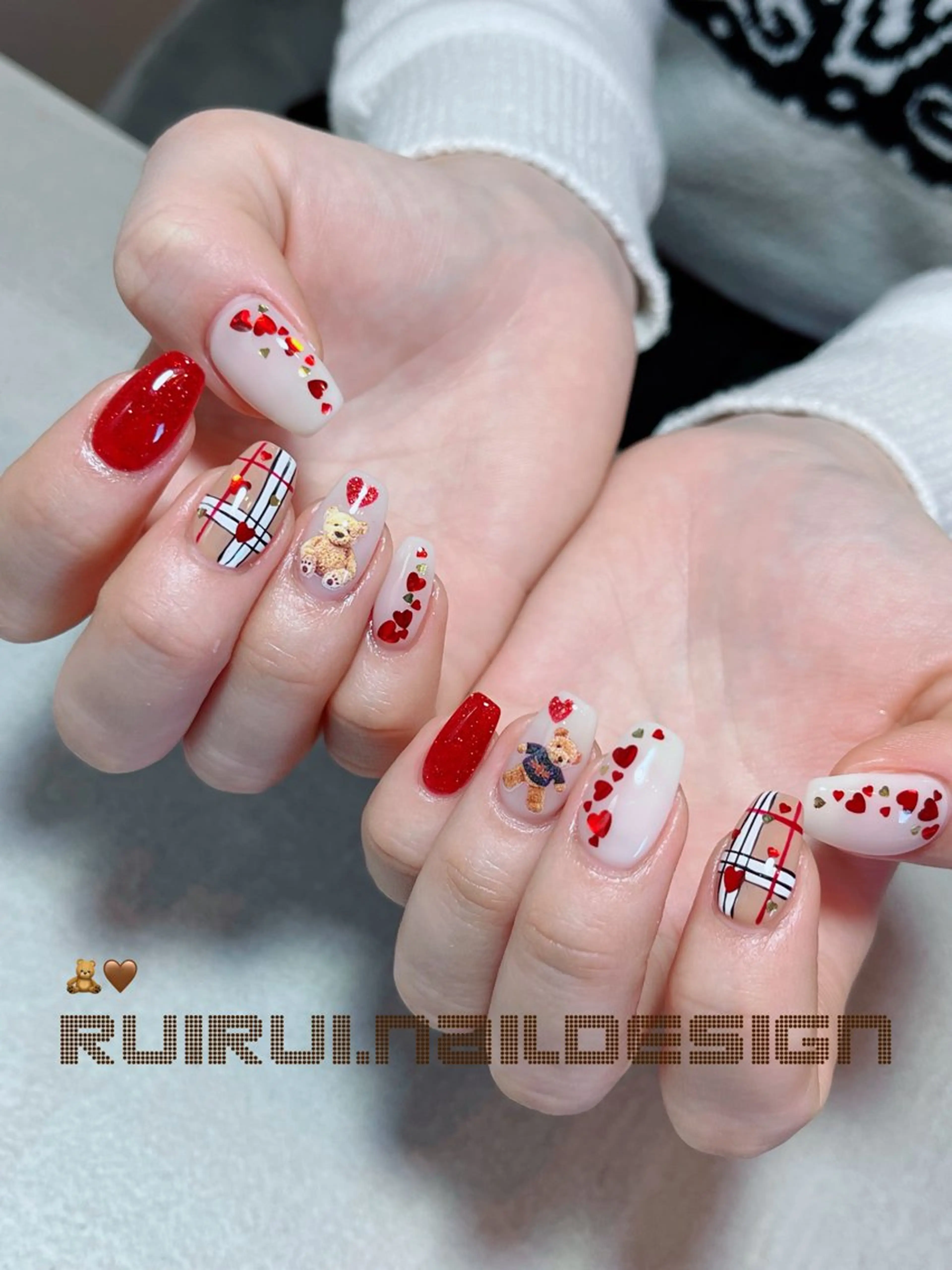 ネイル ジェルネイル ハンドネイル ruirui.naildesign所属・RUI ☆のネイルデザイン