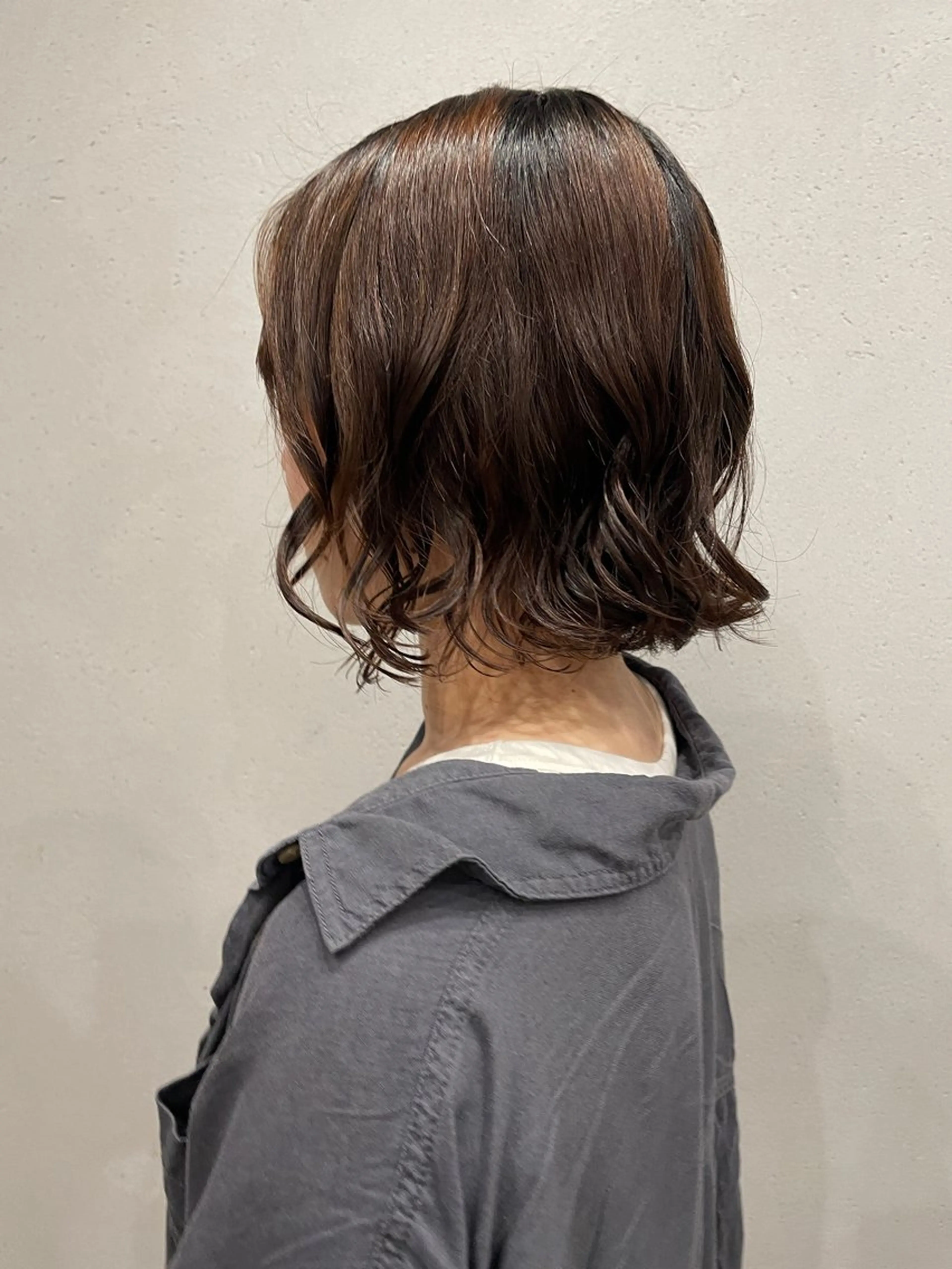 ミディアム カラー カット パーマ 表参道/髪質改善・ 透明感 colorのヘアスタイル