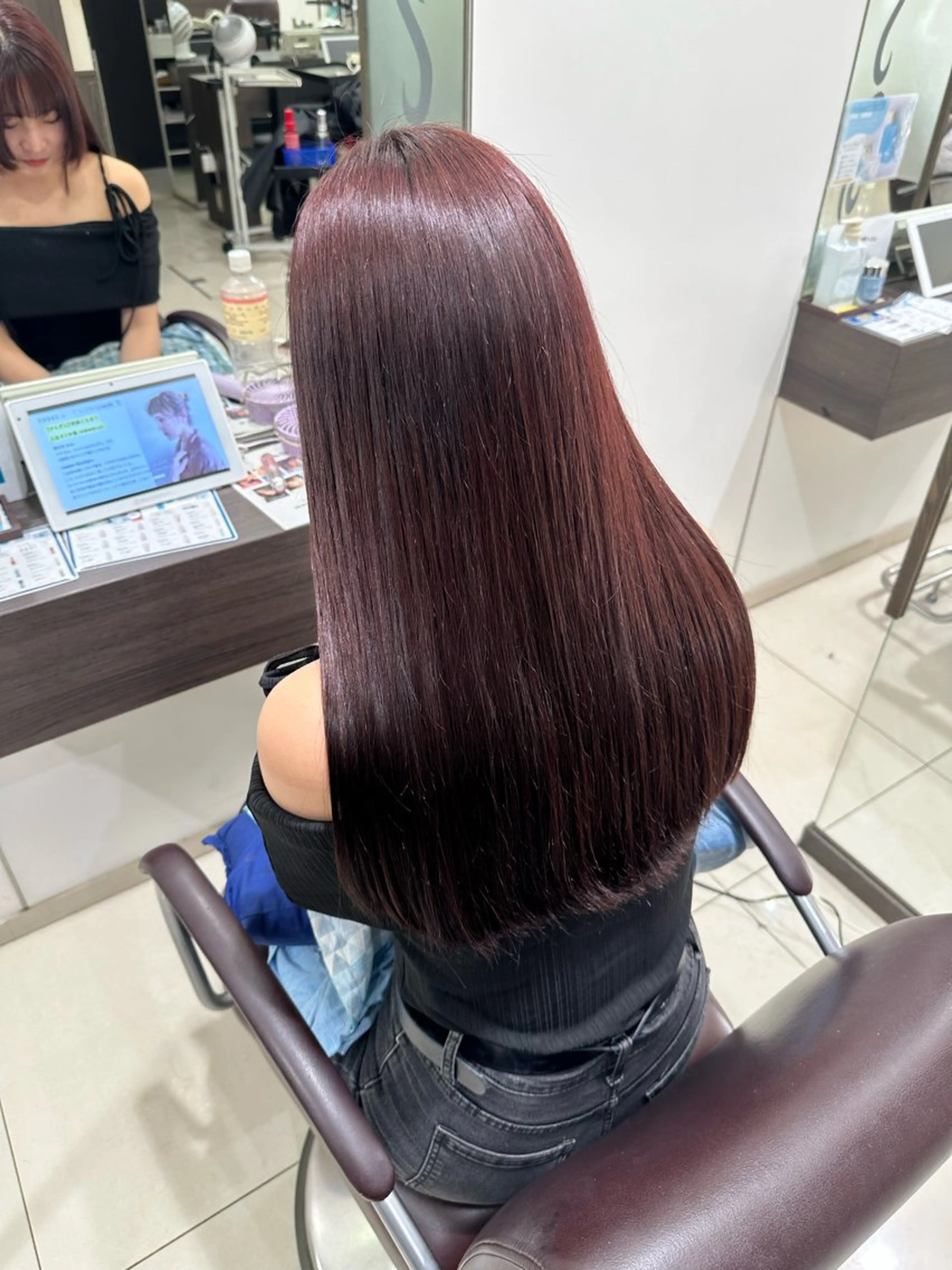 ロング カラー ピンクカラー 艶カラー/縮毛矯正/ ブリーチカラー/みなのヘアスタイル