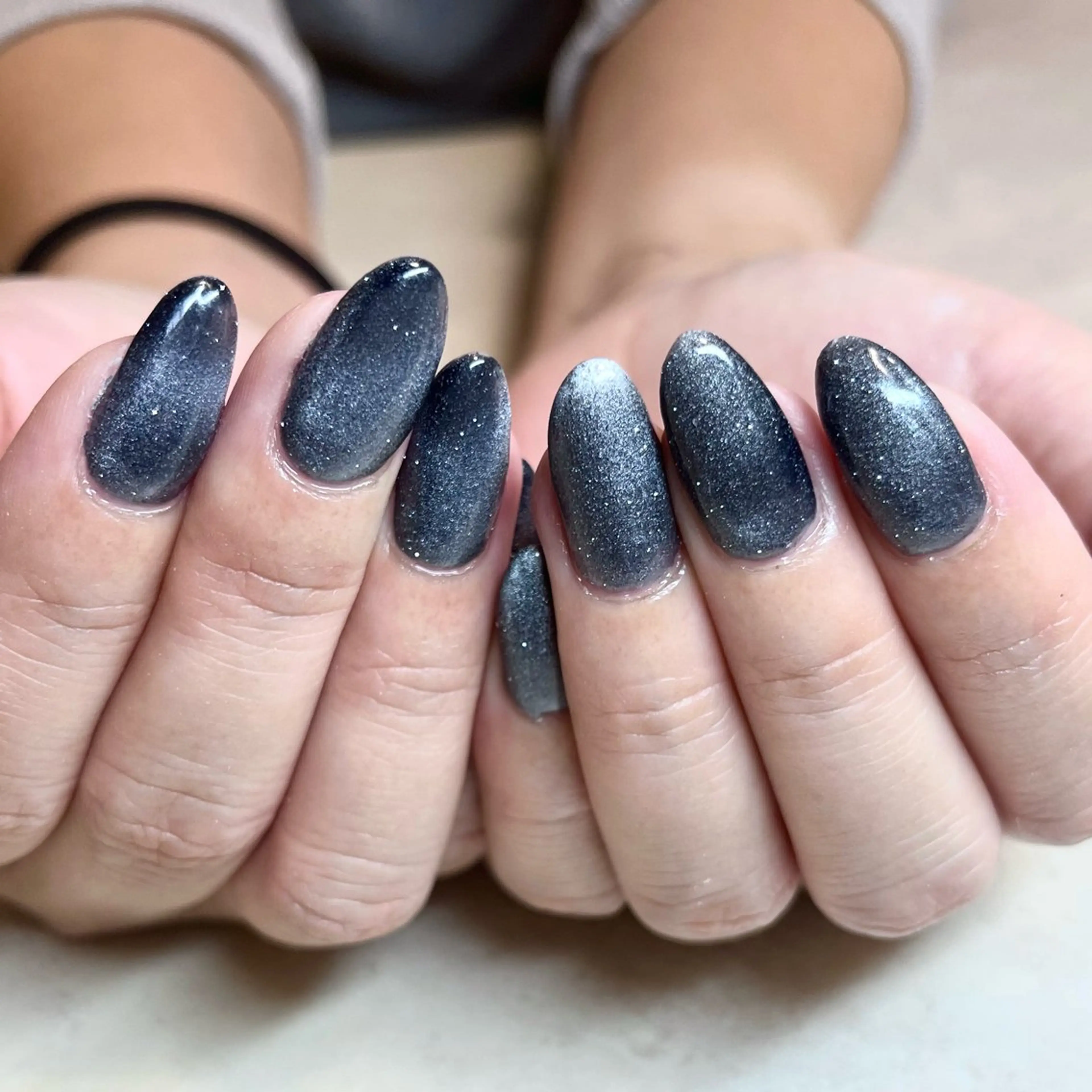 オフ🈚️  マグネットネイル🧲の写真