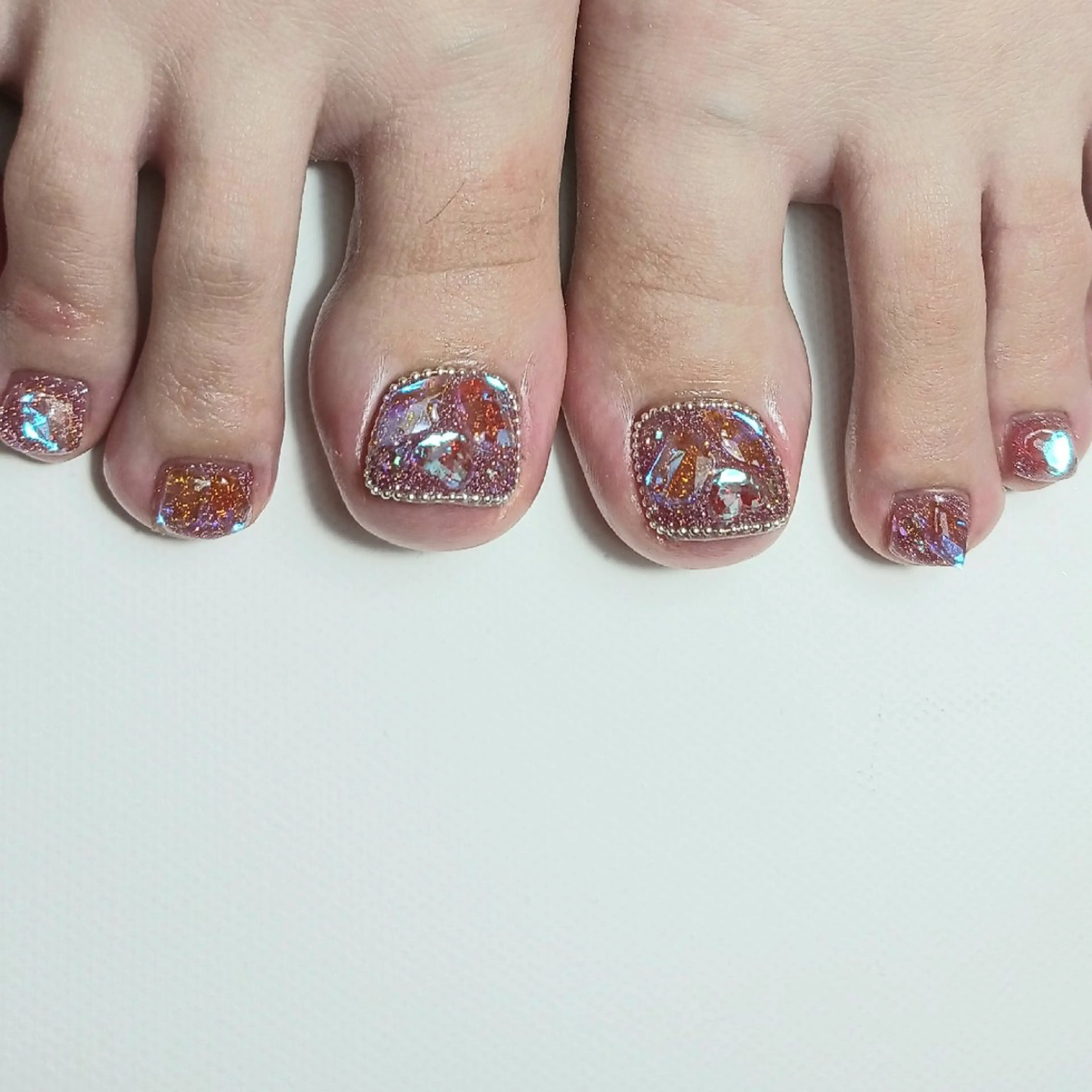 ネイル オーロラネイル フラッシュネイル ジェルネイル キラキラネイル 持ち込み フットネイル owlnail /持込みデザイン専門のネイルデザイン