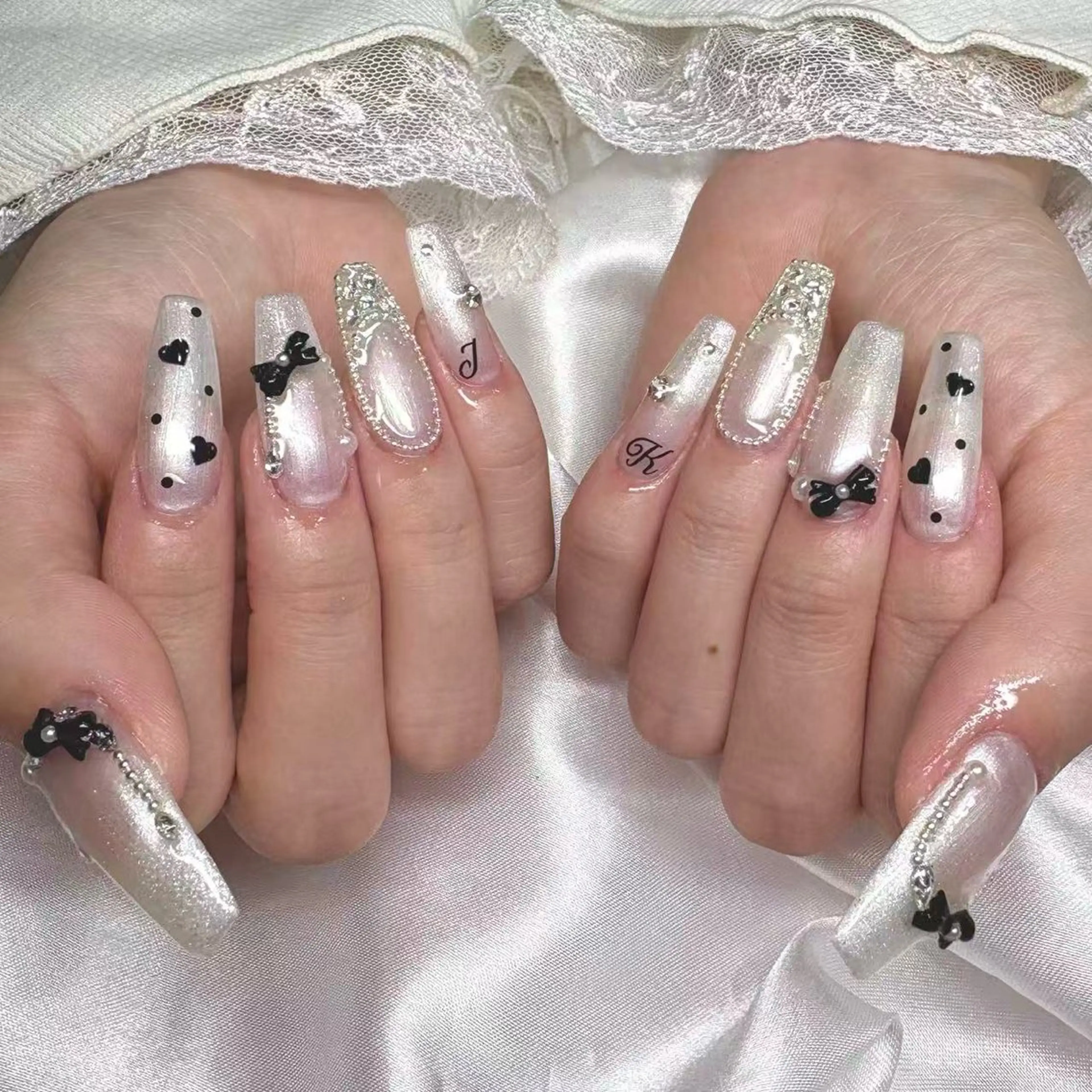 ネイル H’ami nailsalon 新大久保店所属・リサ 長さだし✨のネイルデザイン