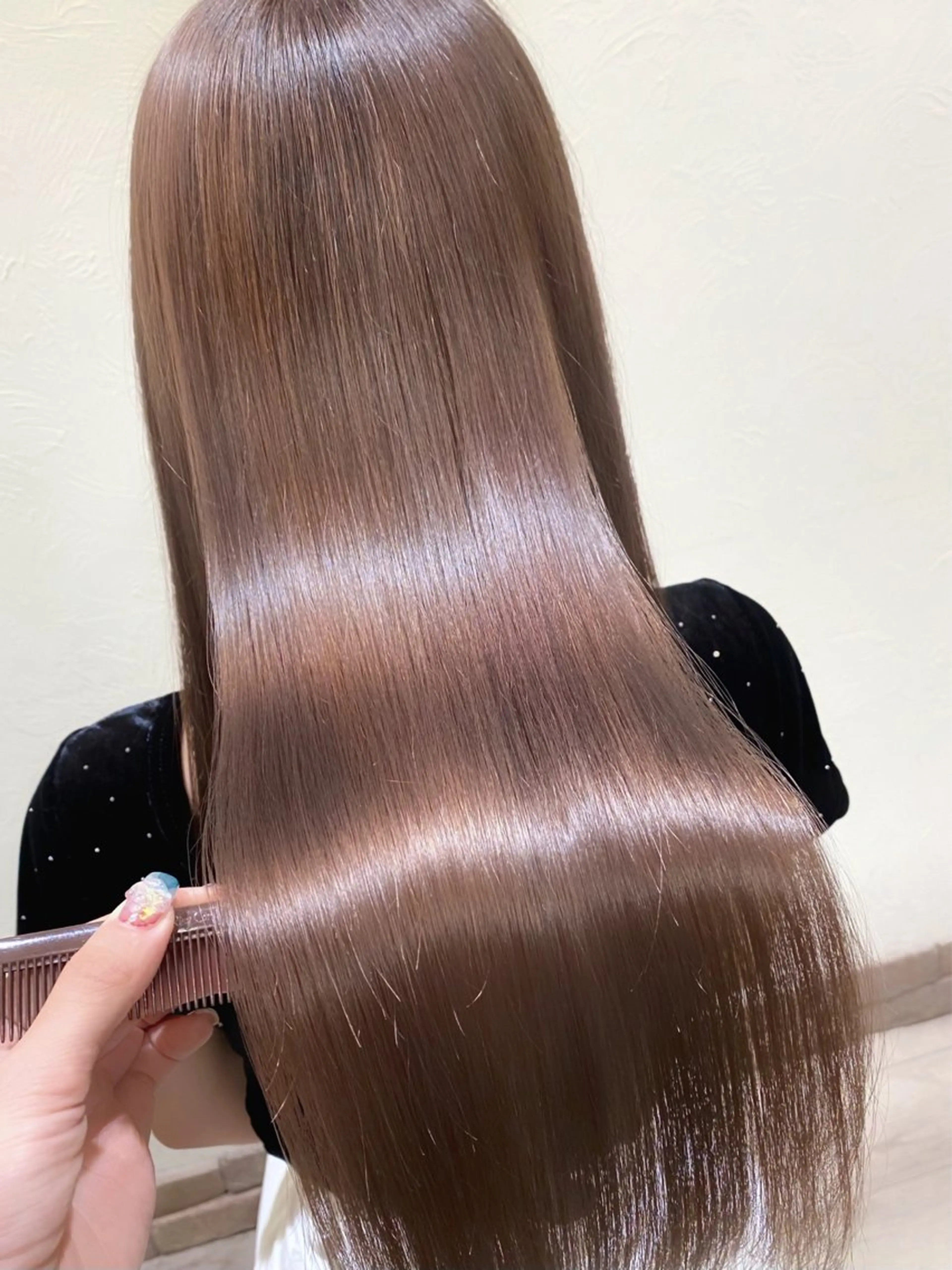 【女性限定】カット+髪質改善ストレート🧡の写真