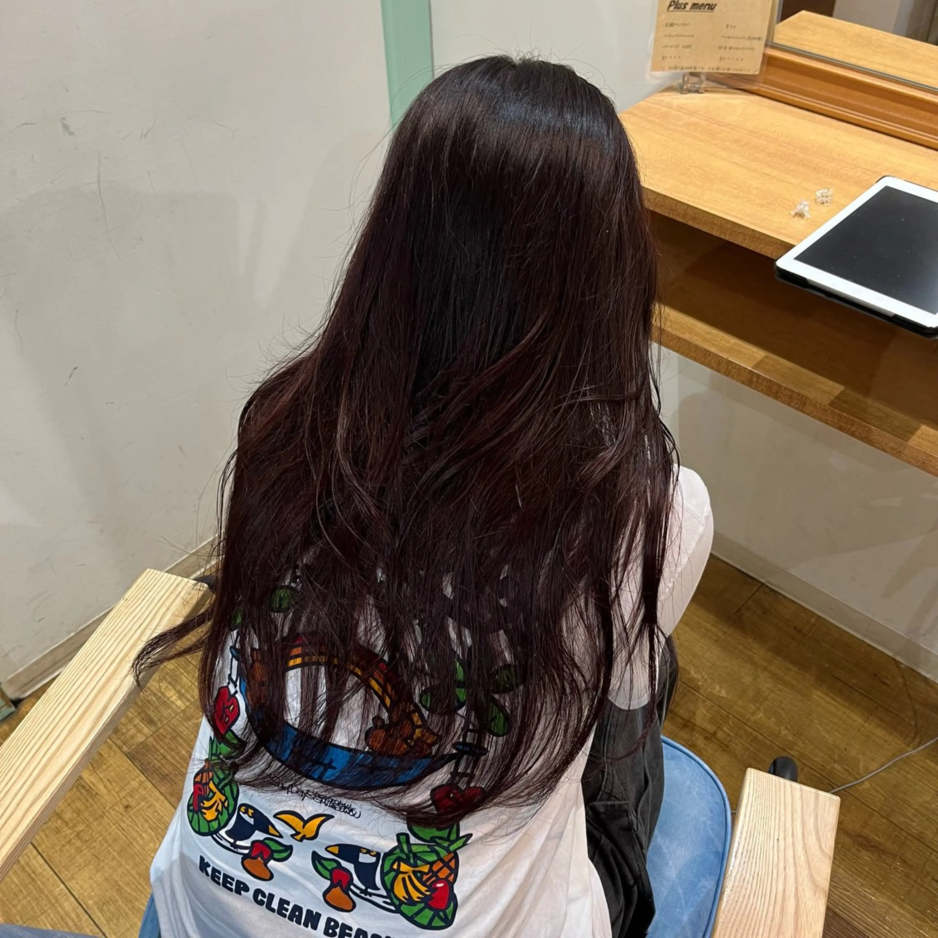 カラー 冨井 ほのかのヘアスタイル