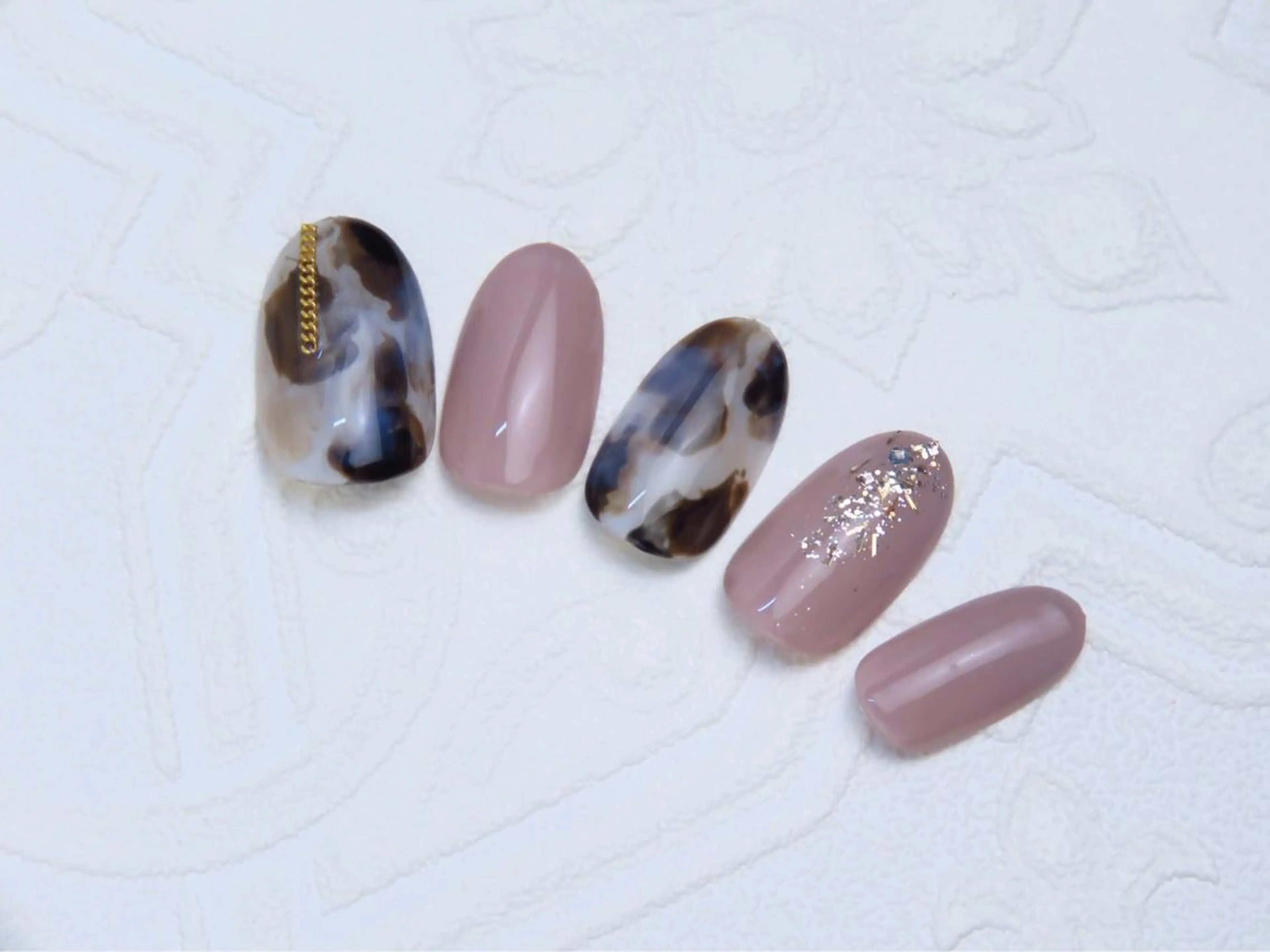 ネイル ハンドネイル フットネイル GRANDE大須 栄/店長 aki🌙のネイルデザイン