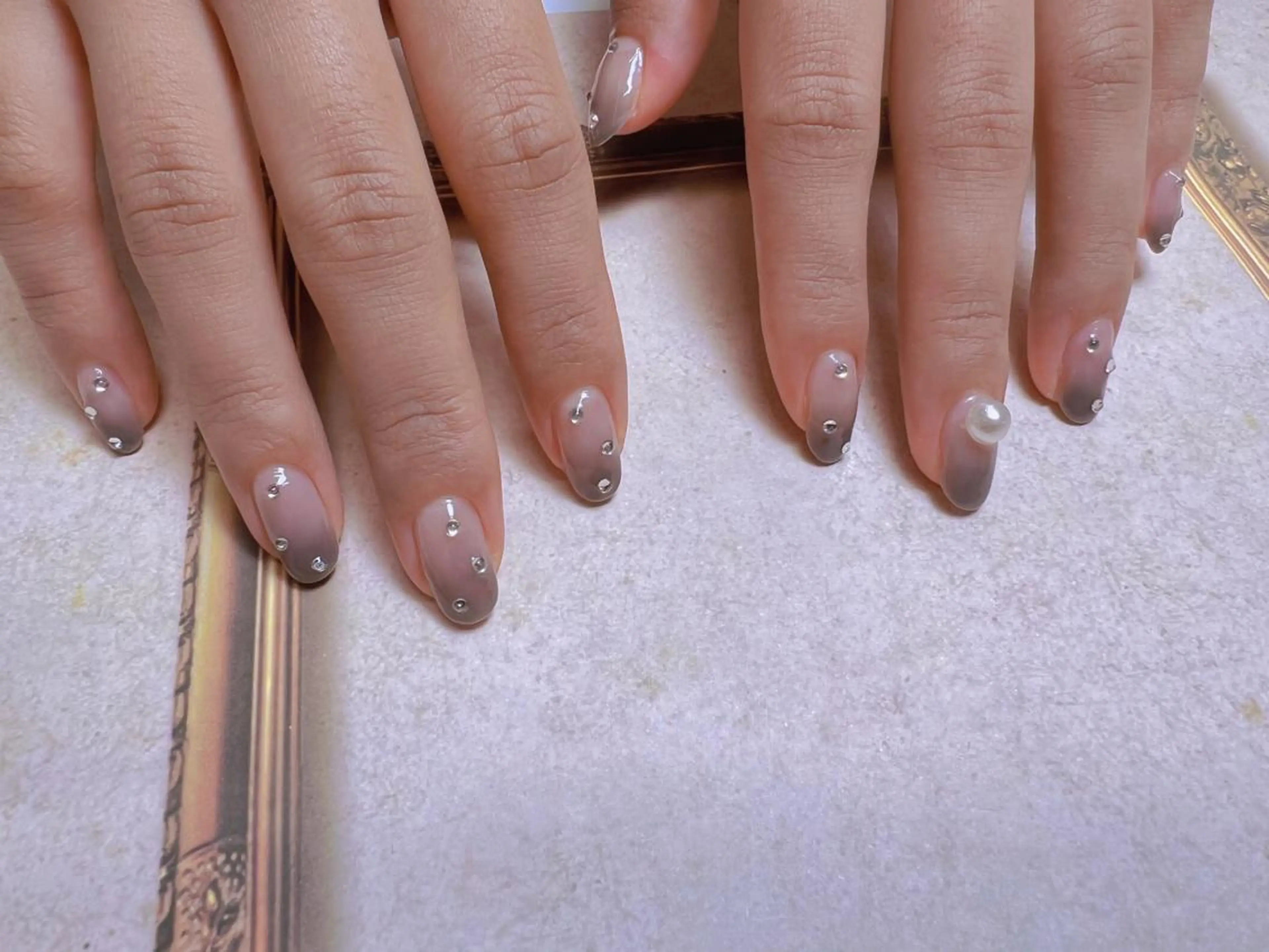 ネイル ハンドネイル ビューティーサロン ヘゼリヒのネイルデザイン