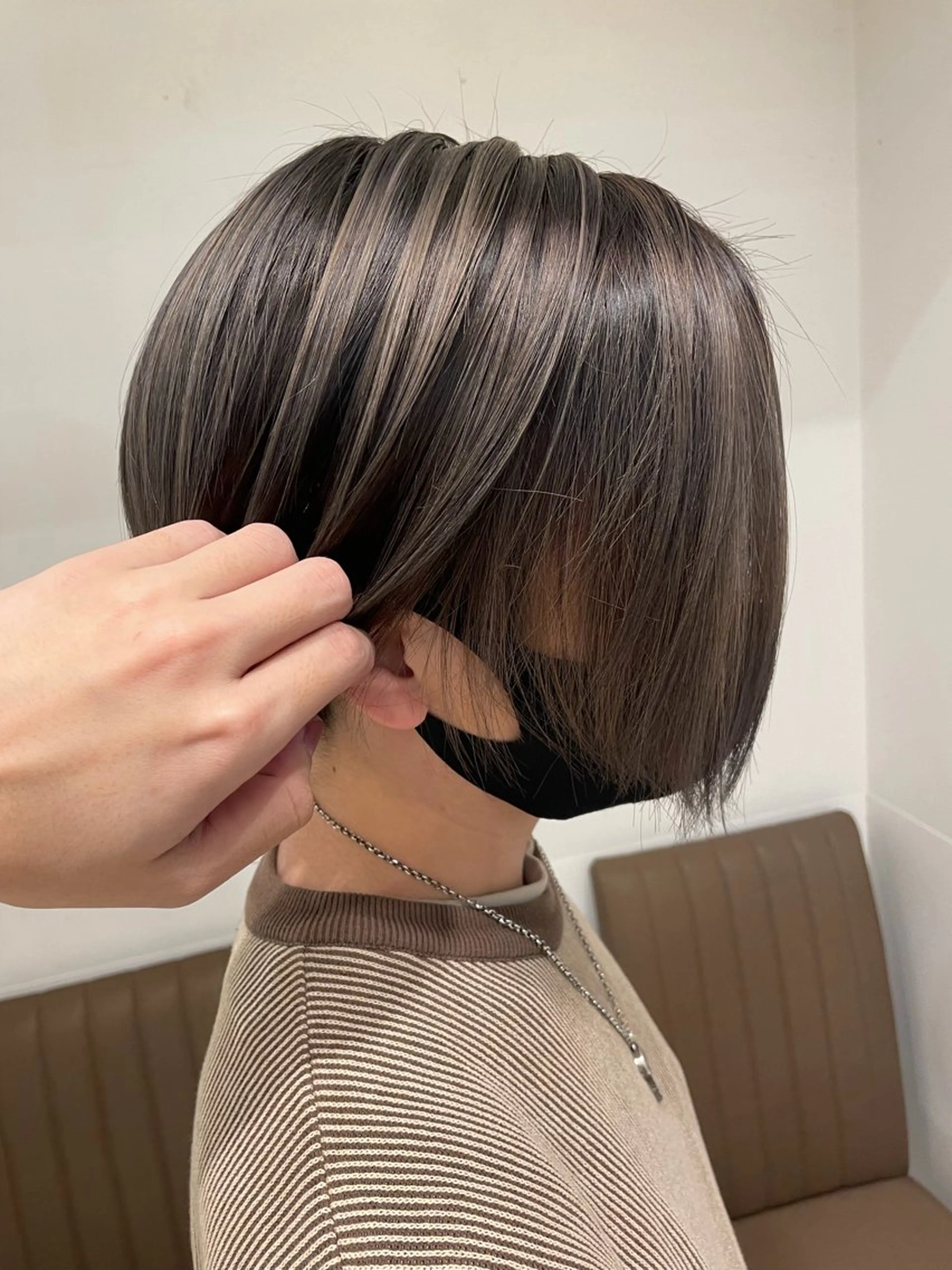 ショート カラー グレージュ 髪質改善 カット ヘアカラー トリートメント 《ブリーチ/赤み消し /髪質改善》若松良樹のヘアスタイル