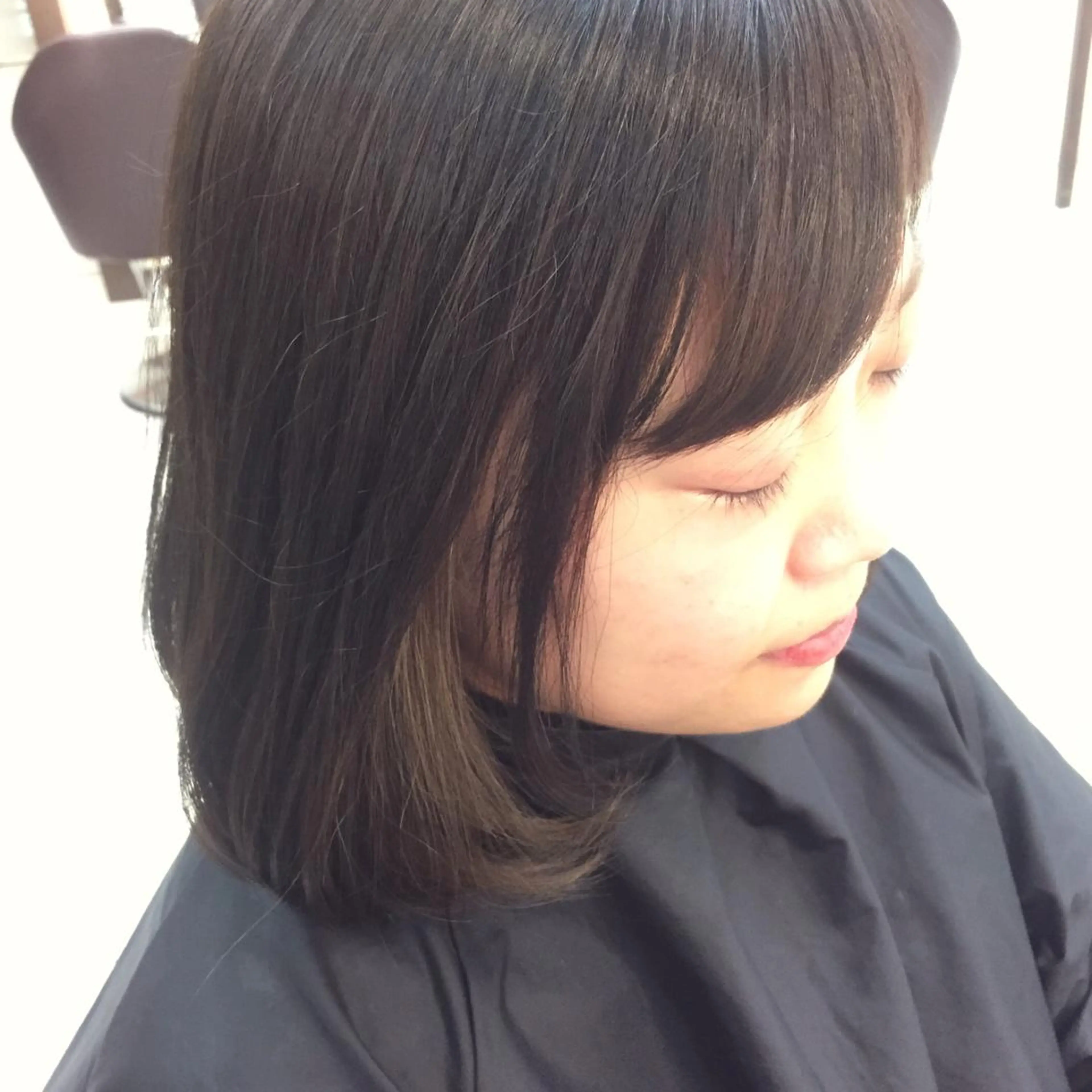 ショート ミディアム カラー アッシュ ダークアッシュ インナーカラー oggi +KENJE所属・大平 美沙のヘアスタイル