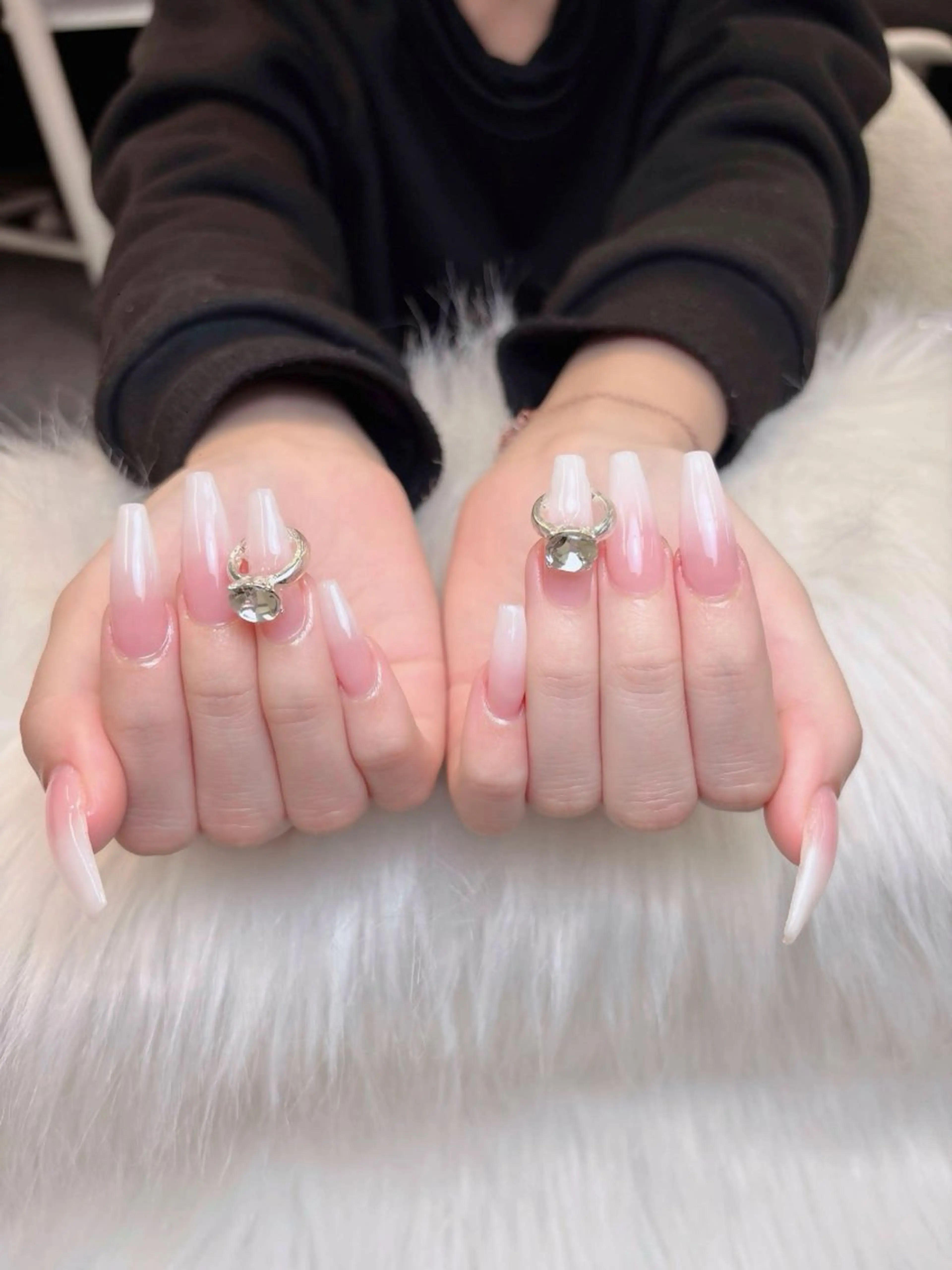 ネイル フレンチネイル ジェルネイル ガラスフレンチ ハロウィン ハート ハンドネイル H.baby Nail Salonのネイルデザイン