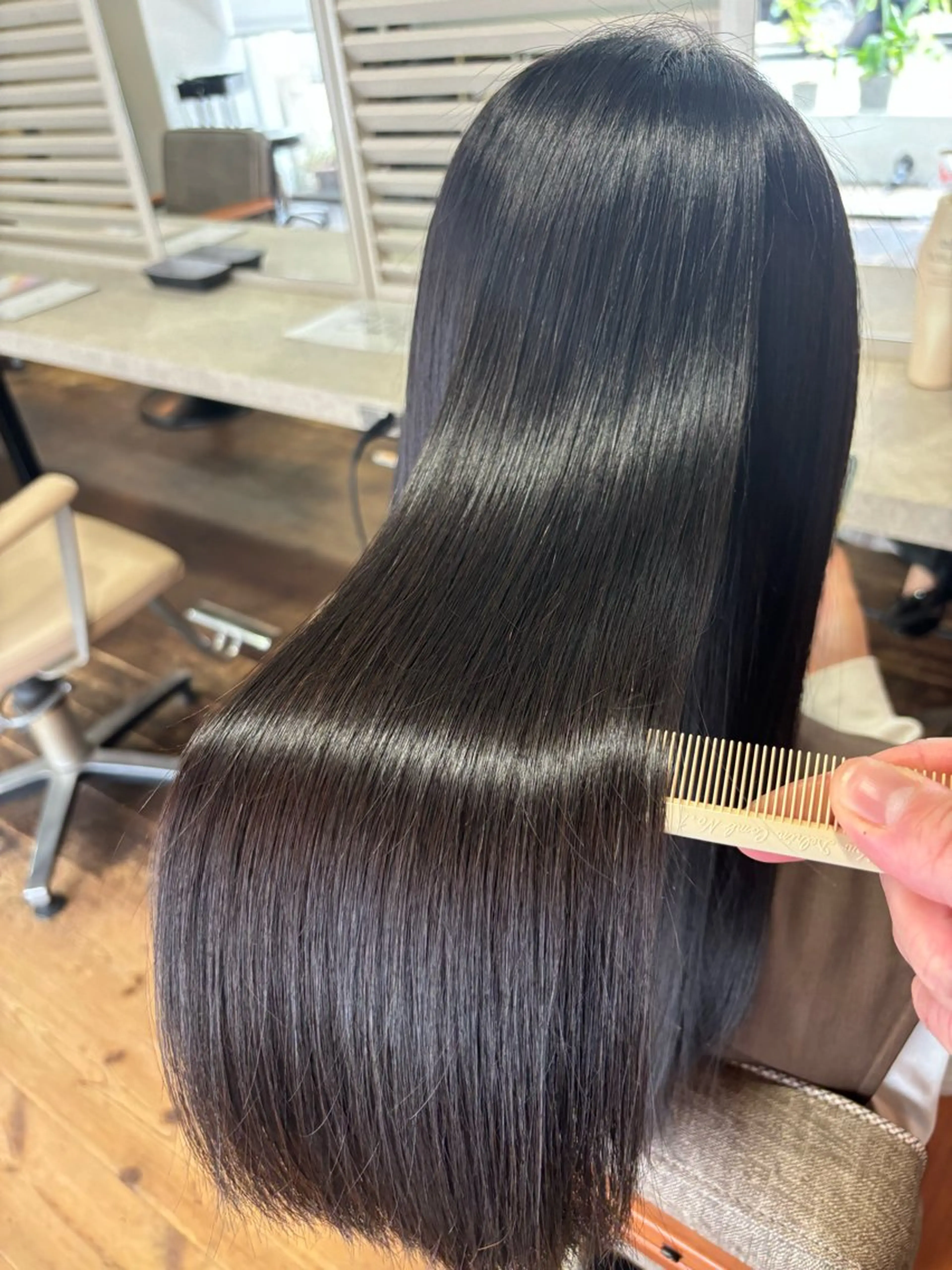 ロング 髪質改善 縮毛矯正 トリートメント 酸性ストレート 酸熱トリートメント カット ヘアカラー 縮毛矯正 髪質改善 jewelboxのヘアスタイル