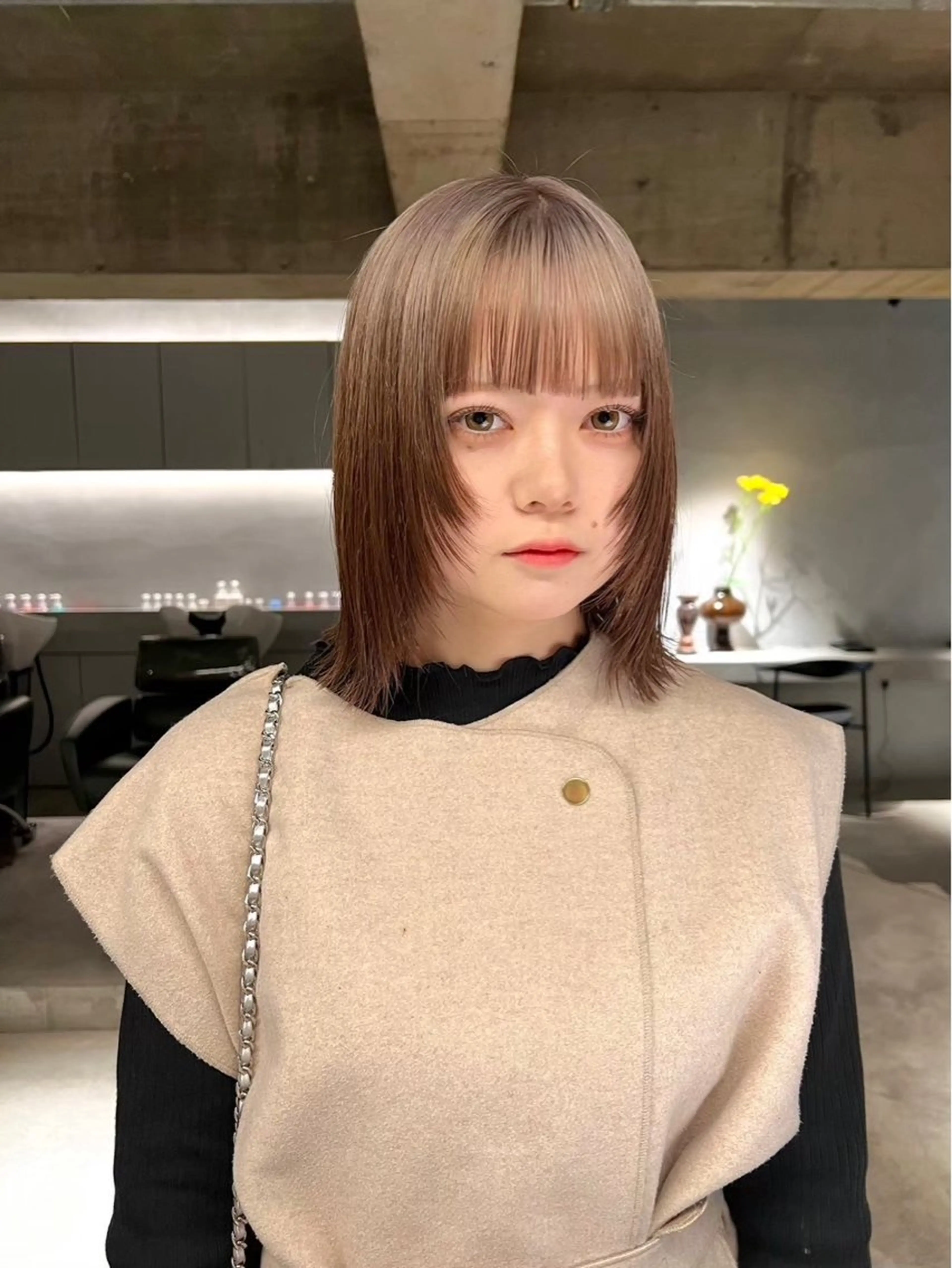 ミディアム 顔まわりレイヤー レイヤーカット 大石 明葉のヘアスタイル