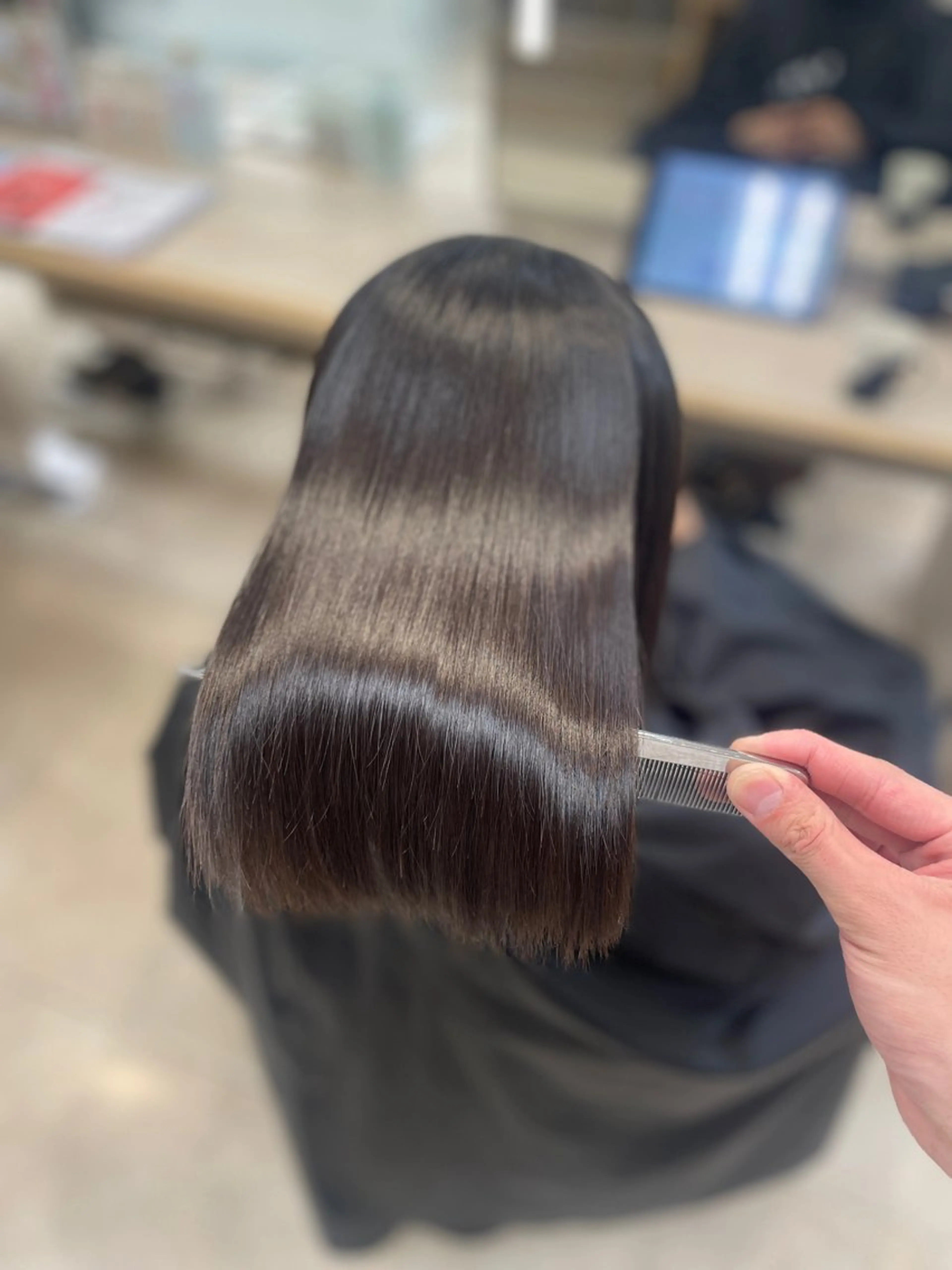 ミディアム センターパート職人 ‪✂︎‬ トモキのヘアスタイル