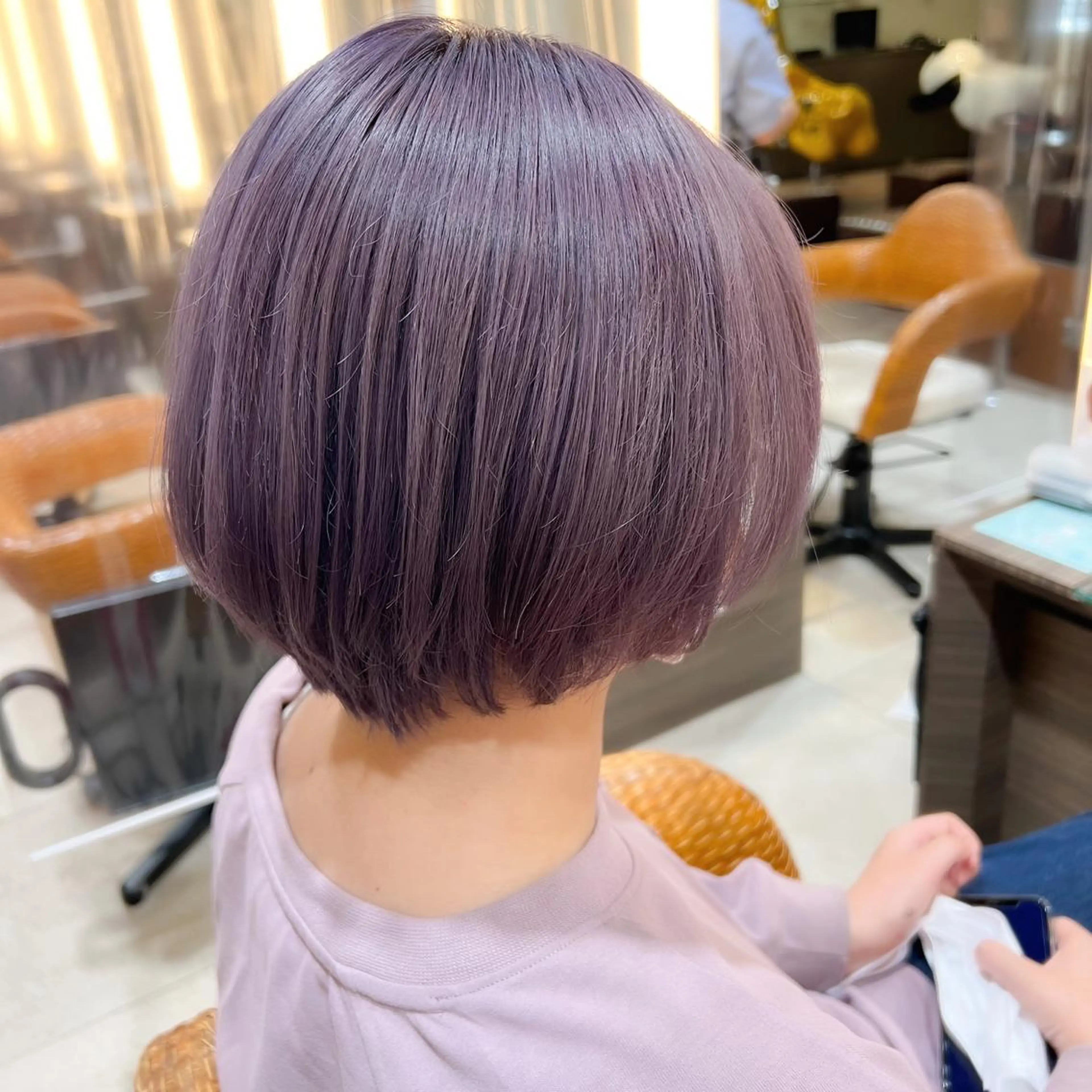 ショート カラー カット ヘアカラー ブリーチカラー💛 石川慧南のヘアスタイル