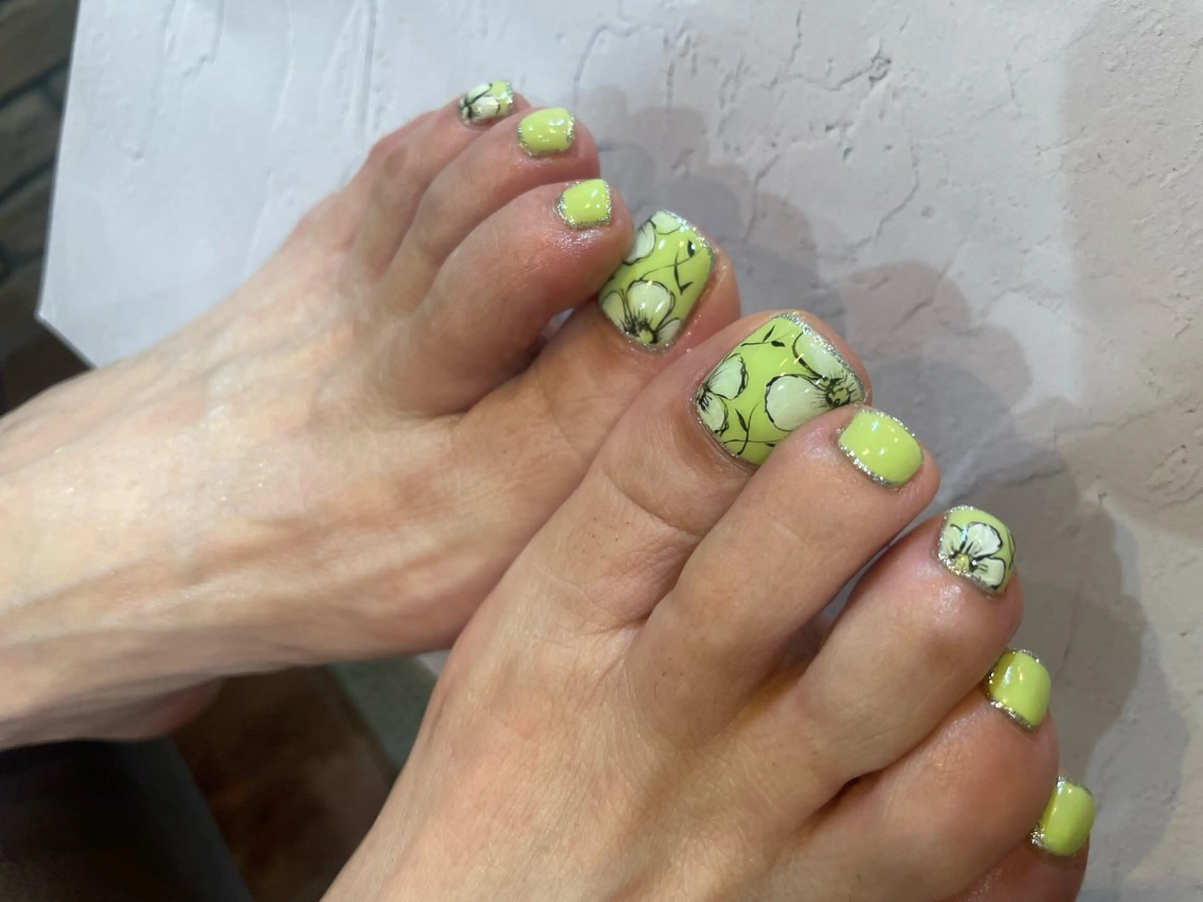 ネイル フットネイル sawasaki kotomiのネイルデザイン