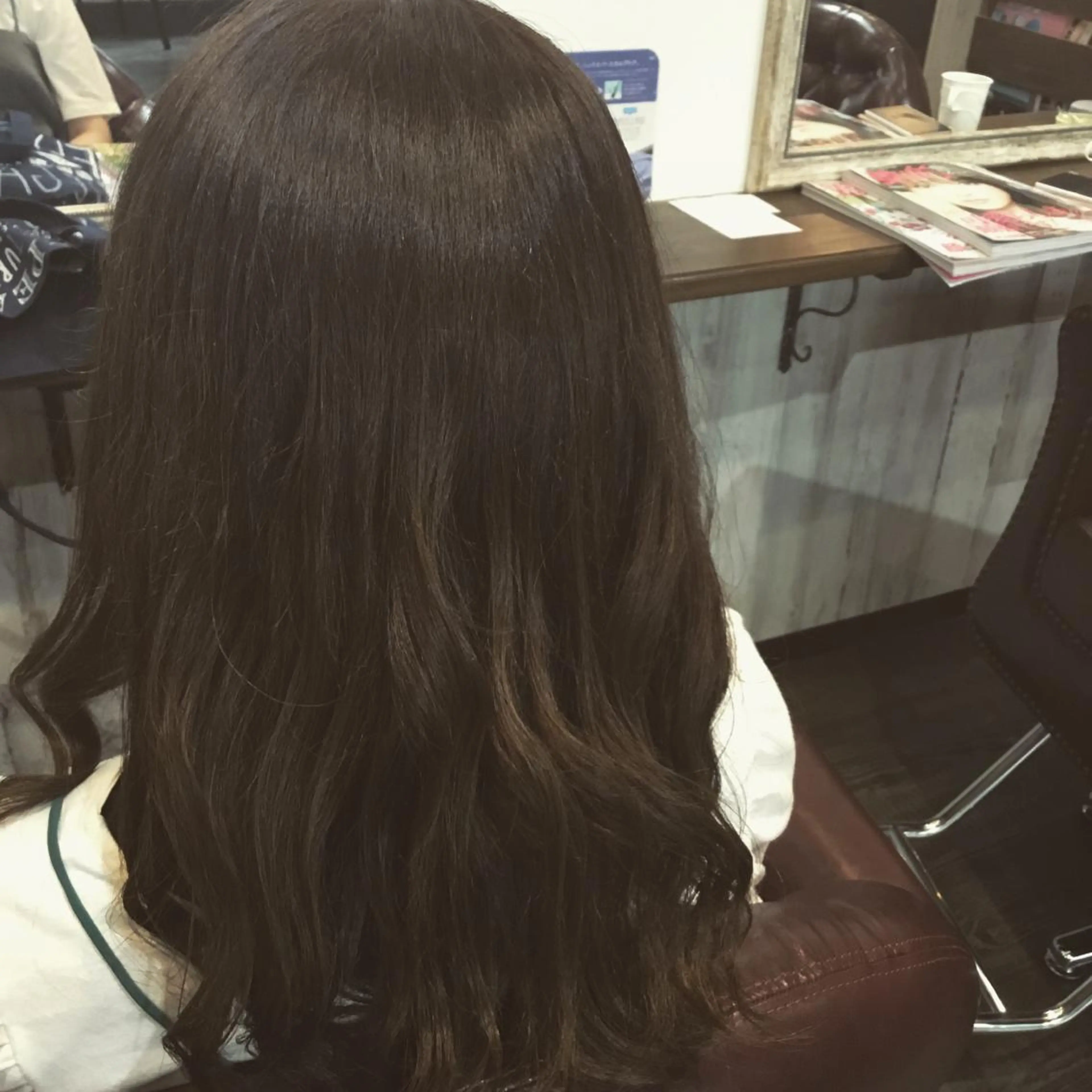 ミディアム カラー パーマ 金崎 新吾のヘアスタイル