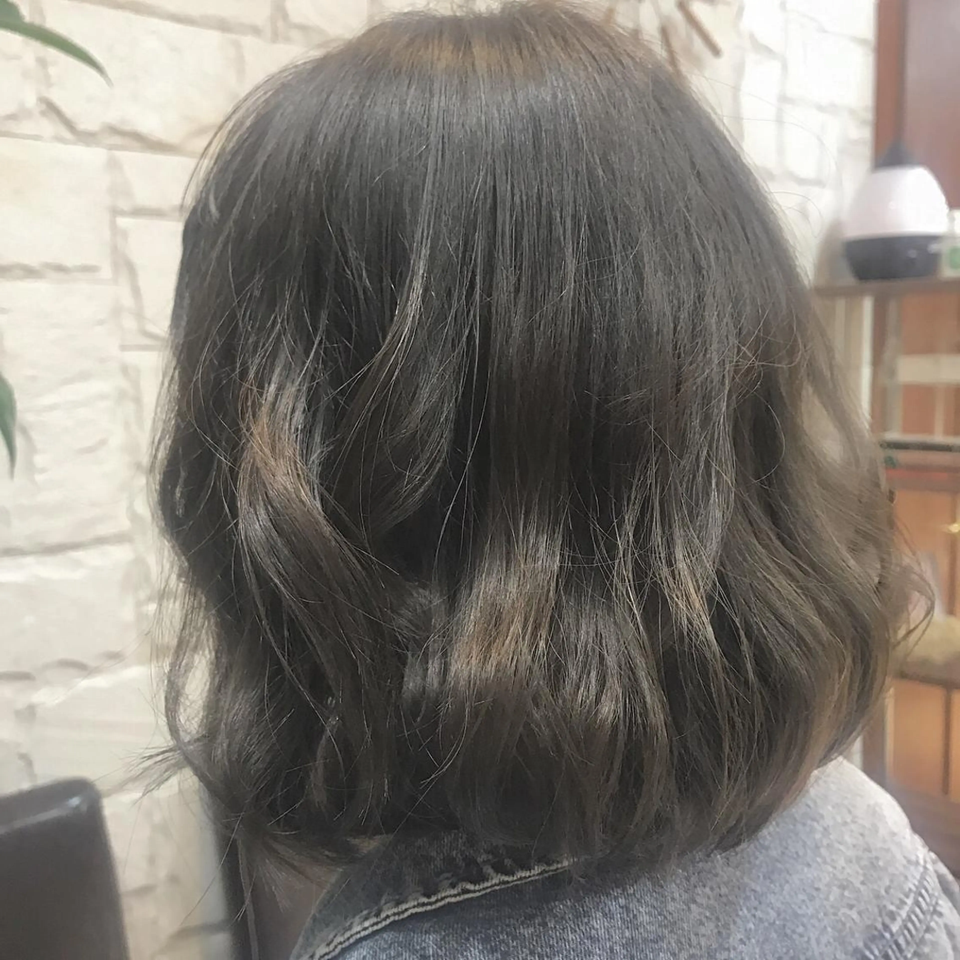 ミディアム カラー 🥛洒落髪小顔cut なら龍崎🥛のヘアスタイル