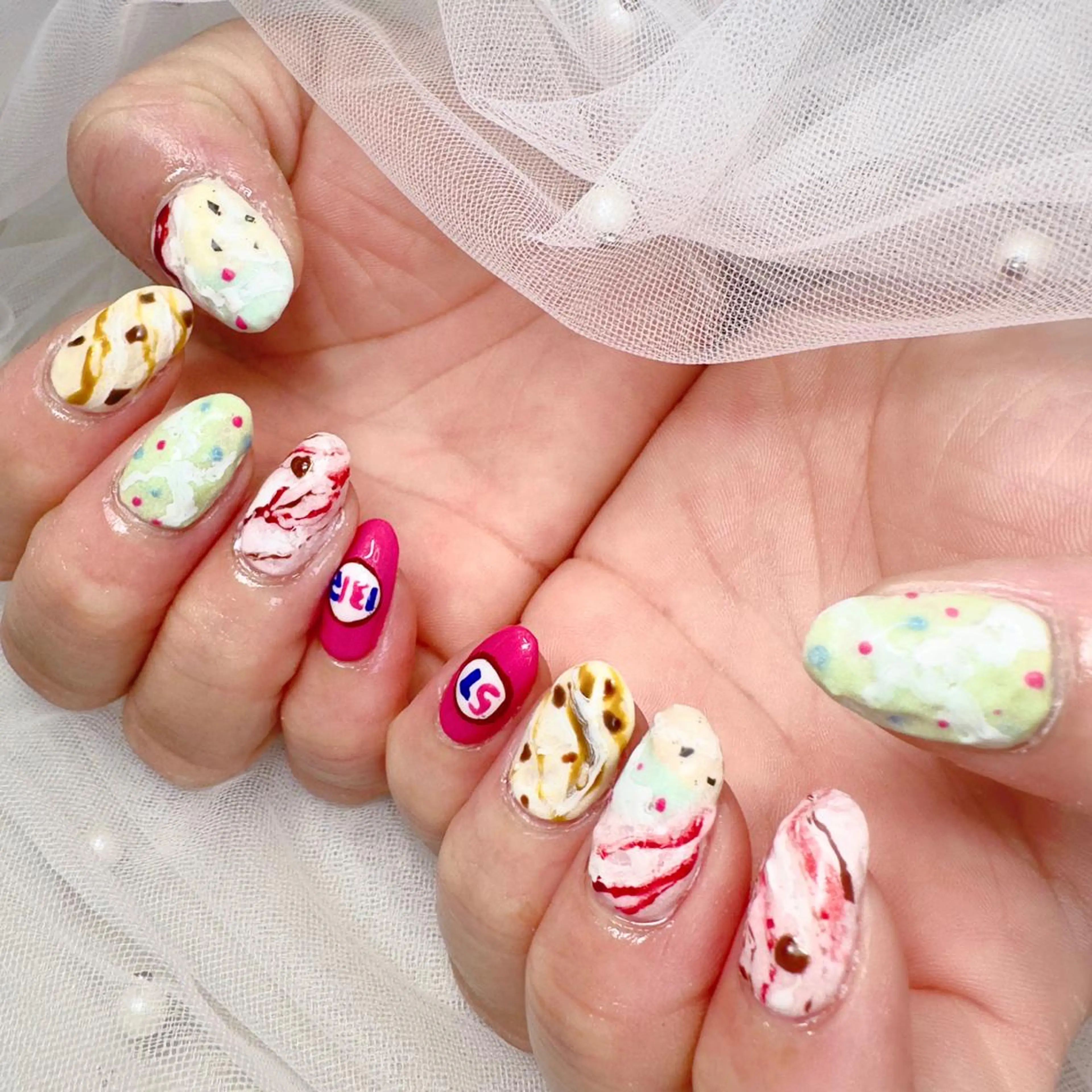 ネイル sisters nail.fのネイルデザイン