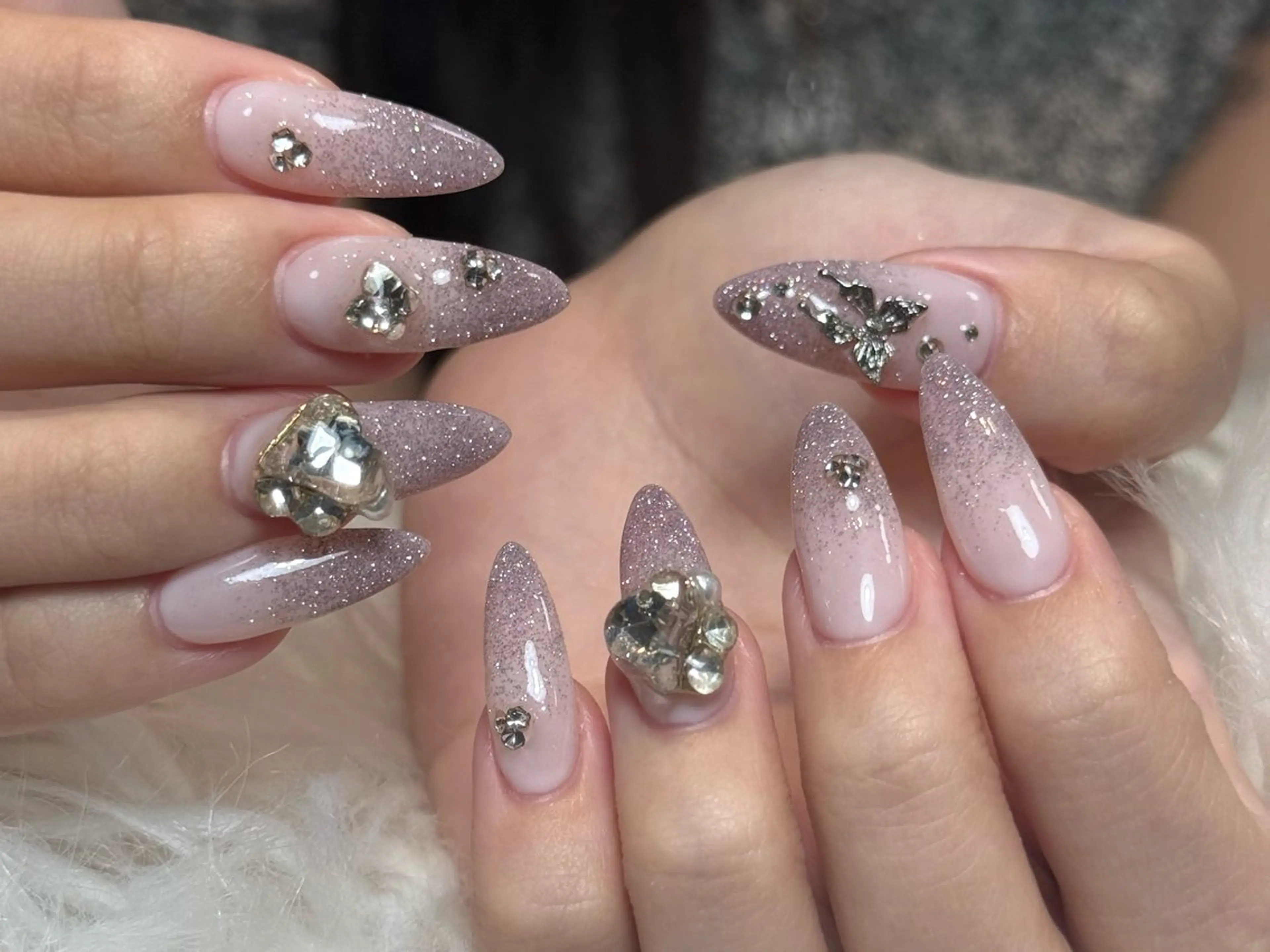 ネイル ボルドー ブラウン チークネイル ドット フットネイル Julli ジュリのネイルデザイン