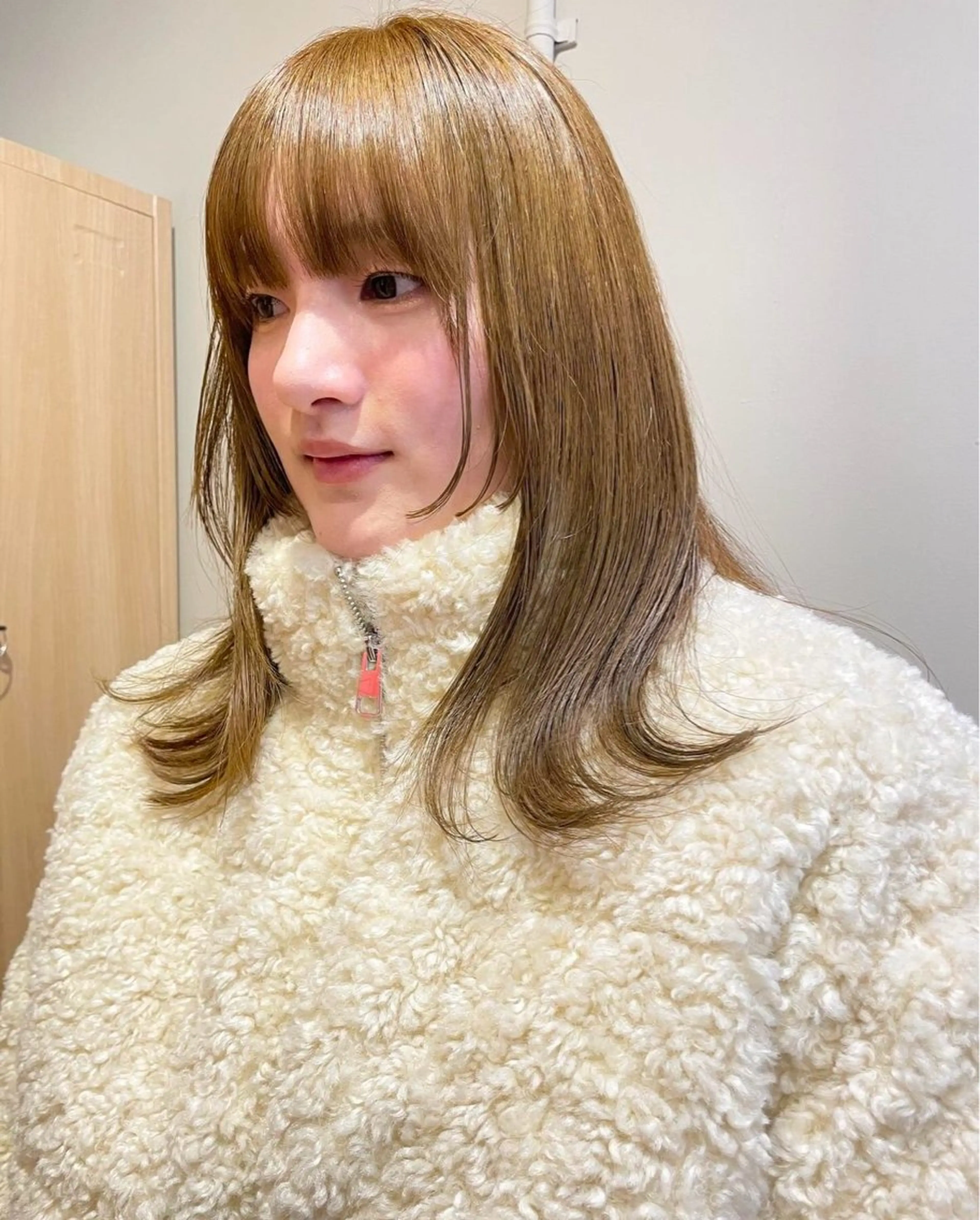 【⭐️憧れのハイトーン⭐️】ブリーチカラー＋3stepトリートメントの写真