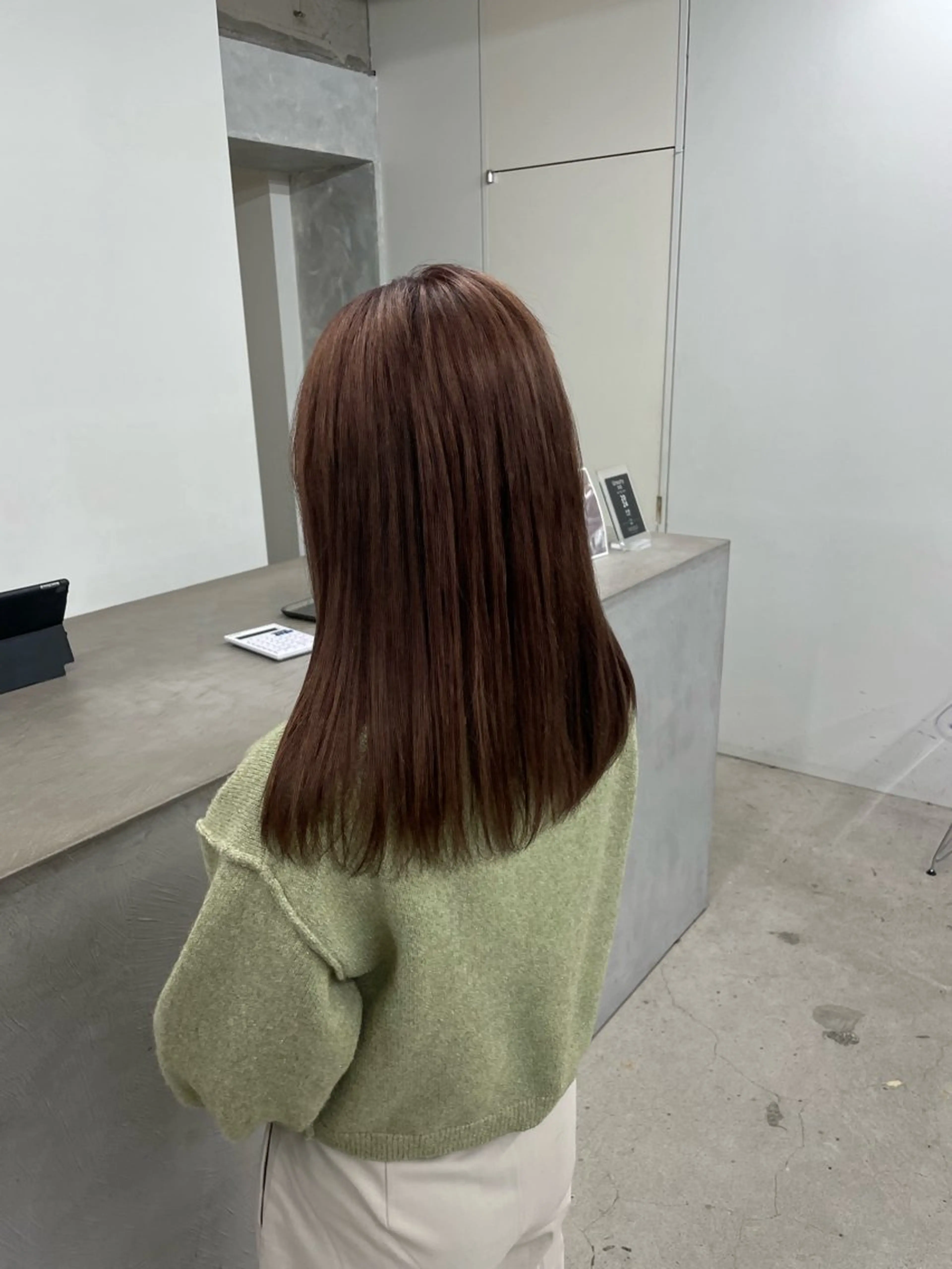 セミロング en:s【新潟万代】 🌈川瀬瑠那のヘアスタイル