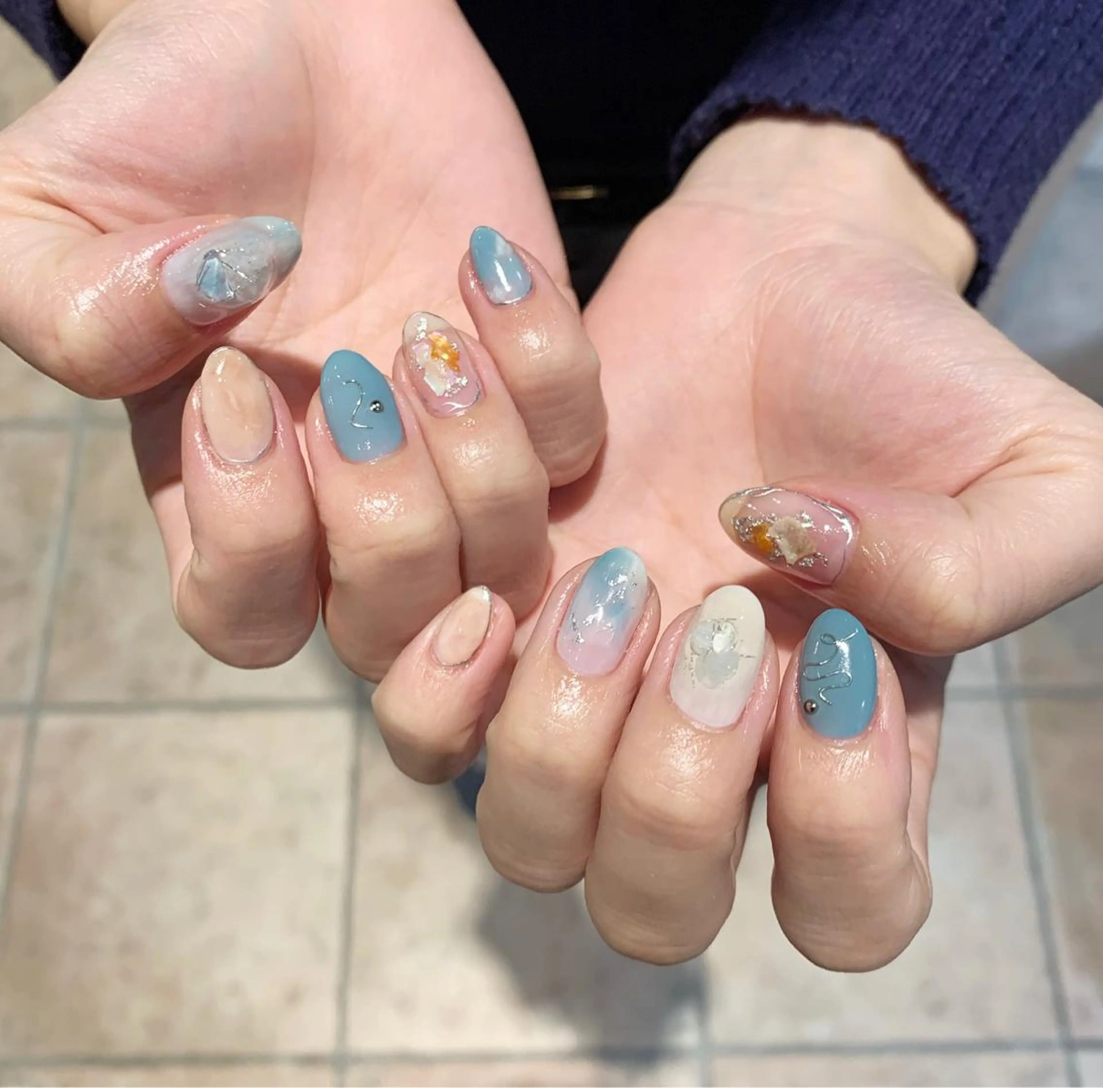 ネイル 持ち込み ハンドネイル 佐藤 穂乃香のネイルデザイン