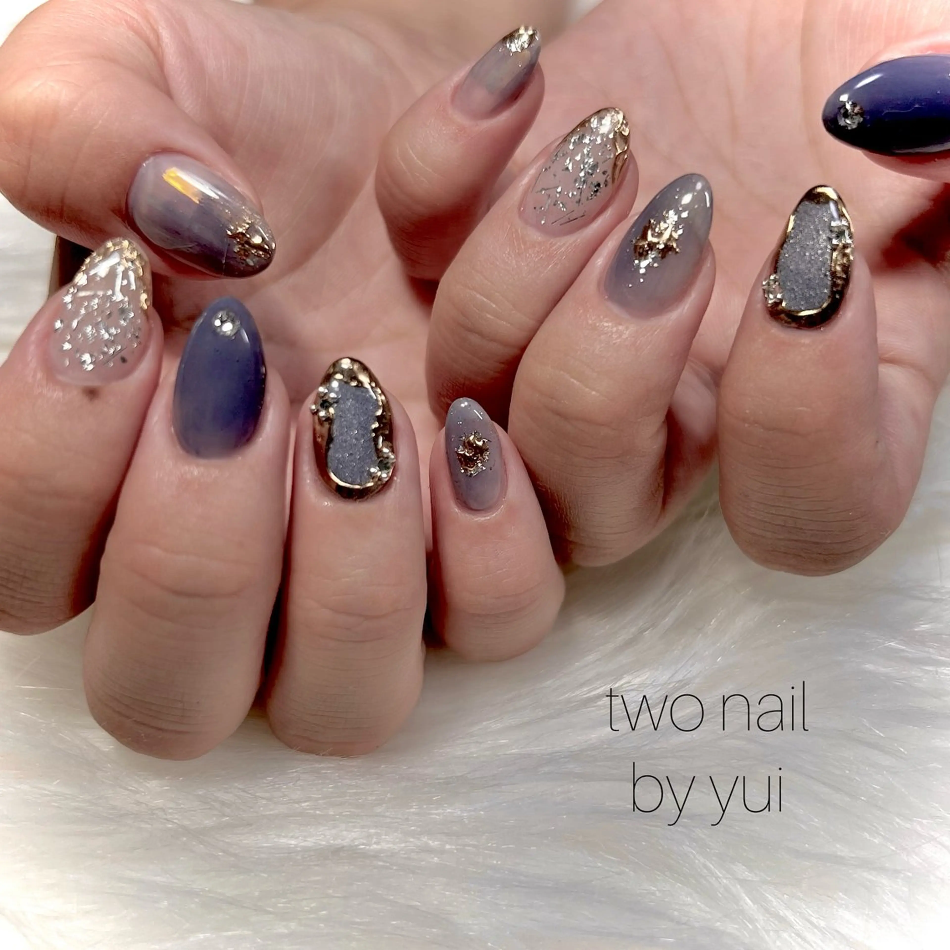 ネイル アートネイル ネイルチップ ホワイト ハンドネイル two nailのネイルデザイン