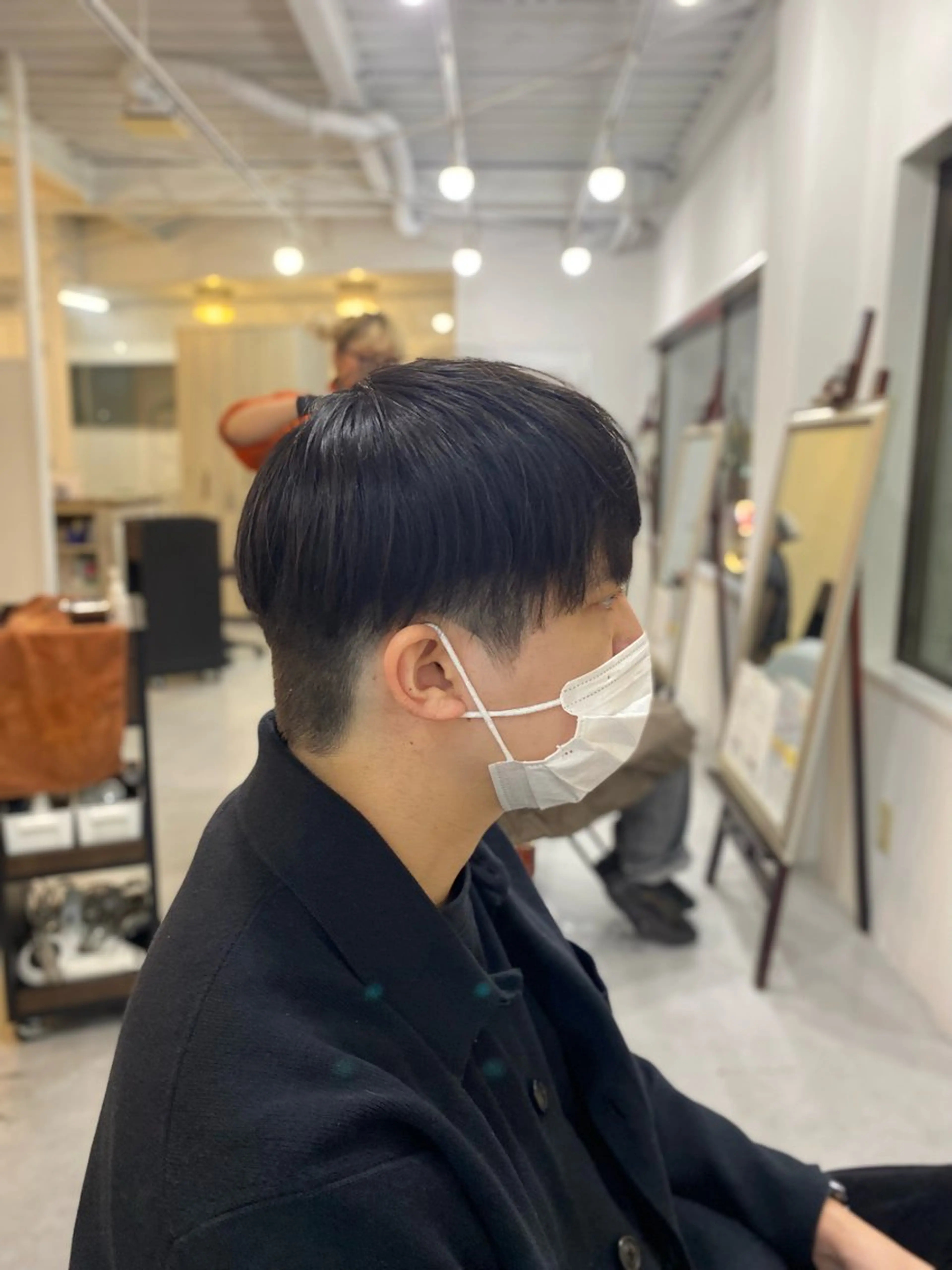 ショート 越坂部 桃子のヘアスタイル