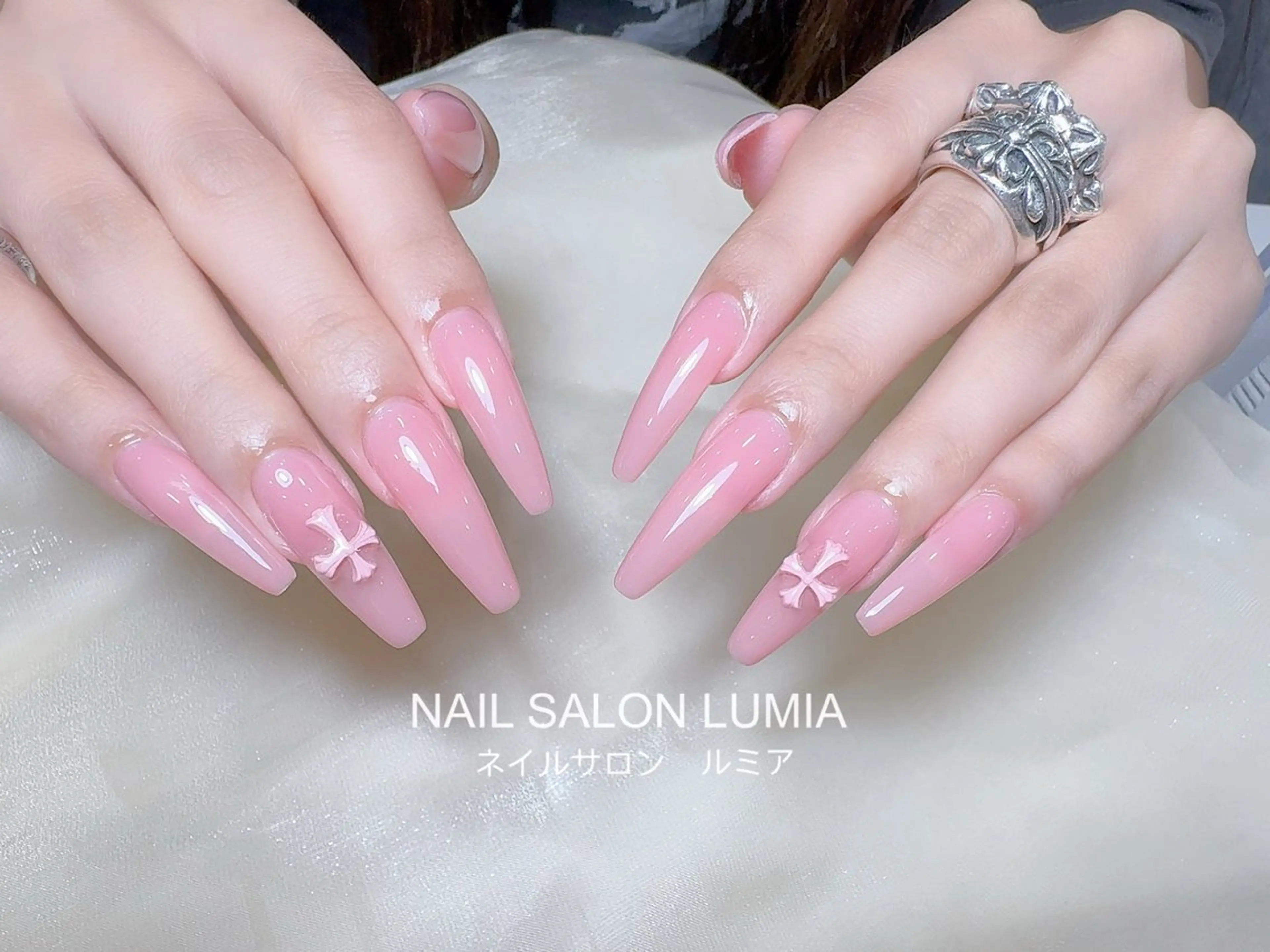 ネイル ハンドネイル ネイルサロン ルミア Lumia 店長のネイルデザイン
