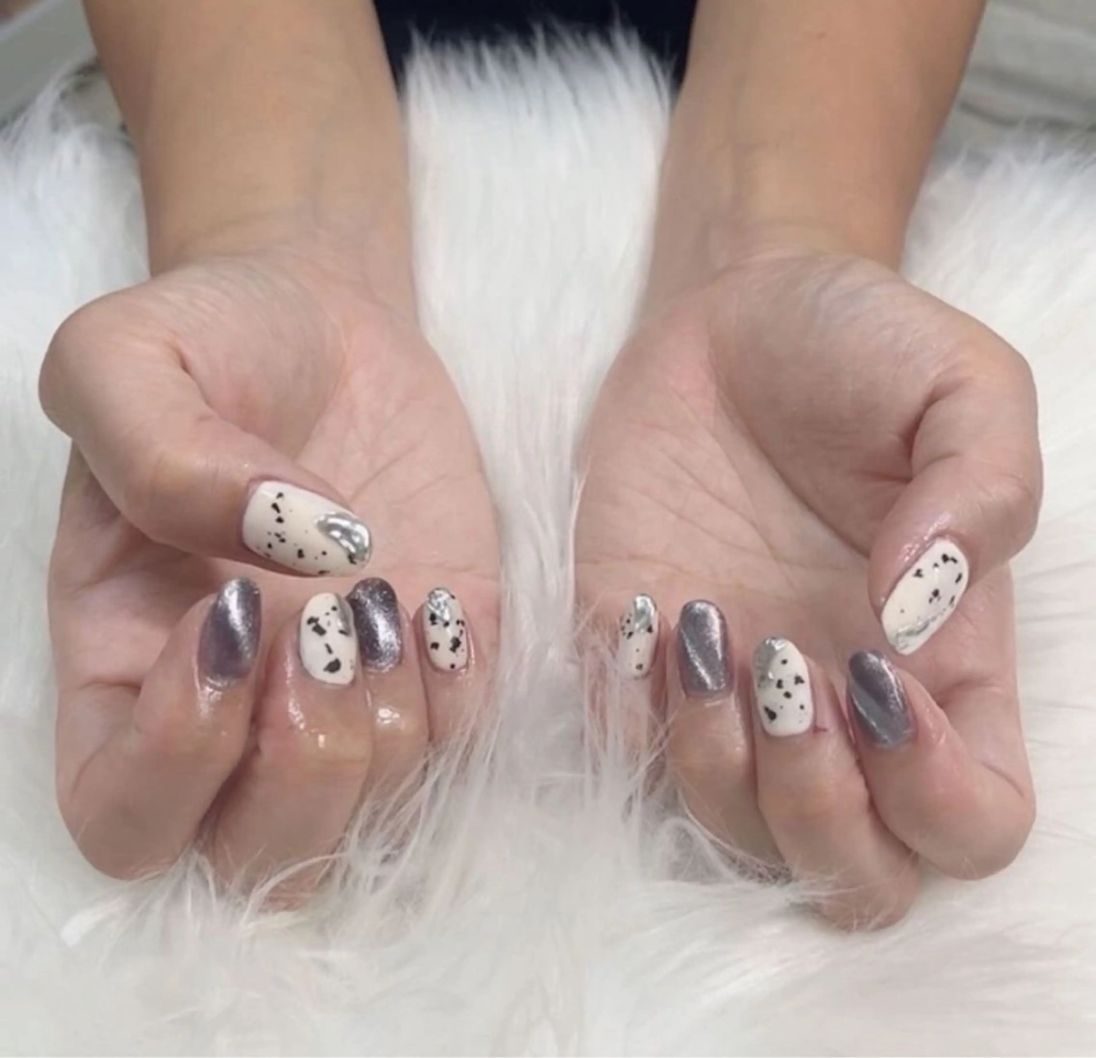 ネイル デュアス R _宇都宮のネイルデザイン