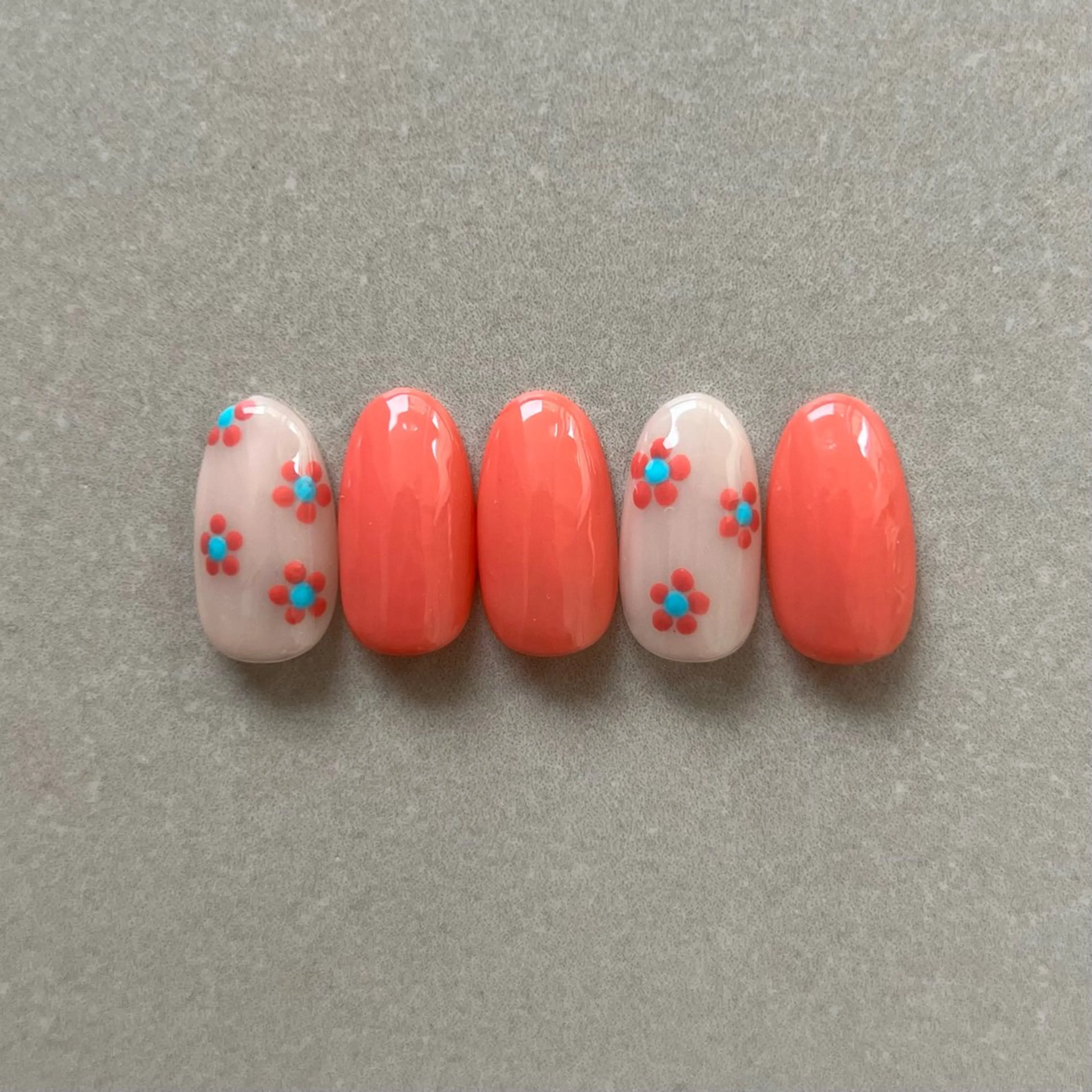 ネイル Momoka ネイリスト福岡/薬院のネイルデザイン