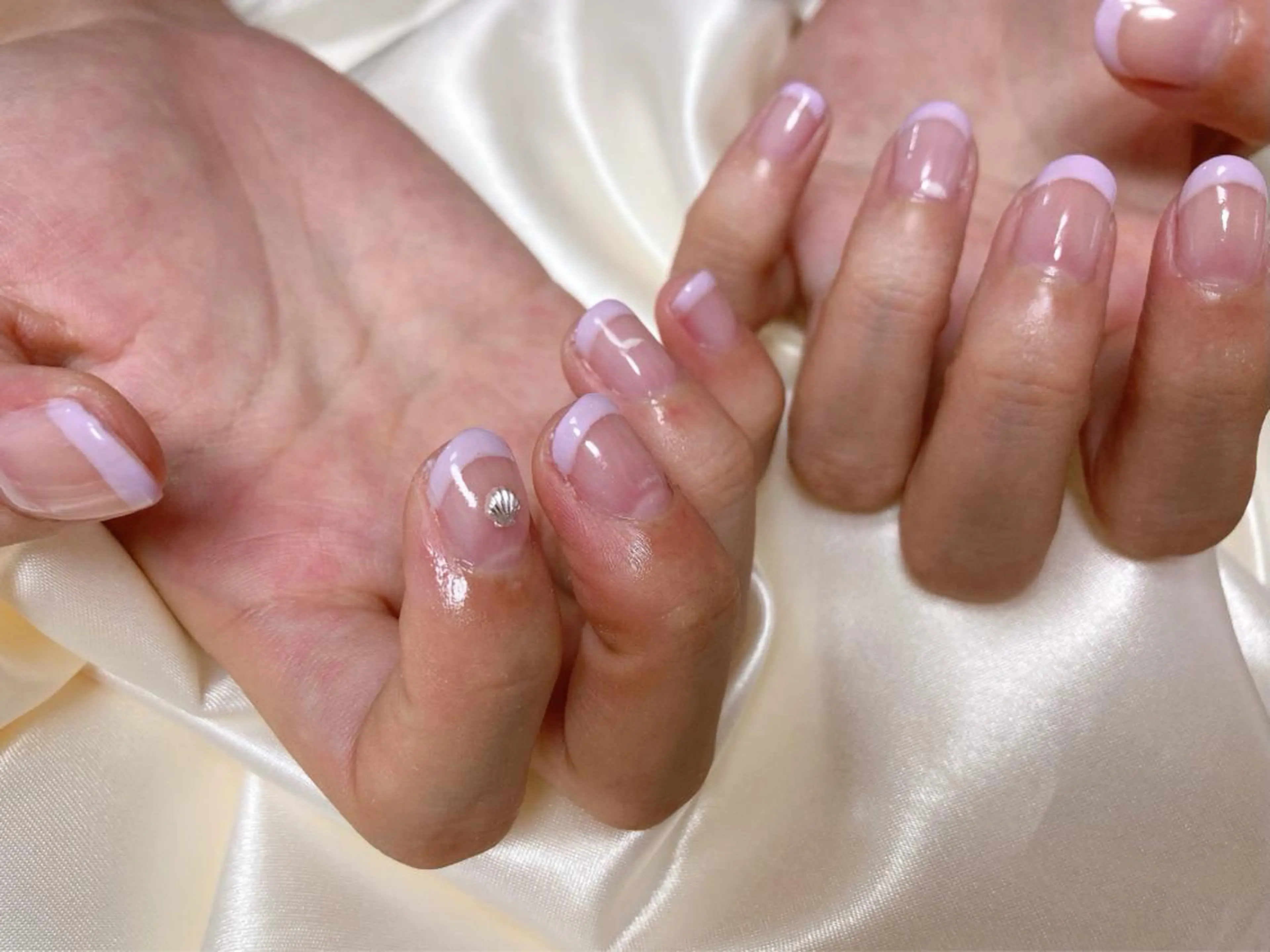 ネイル フレンチネイル Mogu nail 二子玉川のネイルデザイン