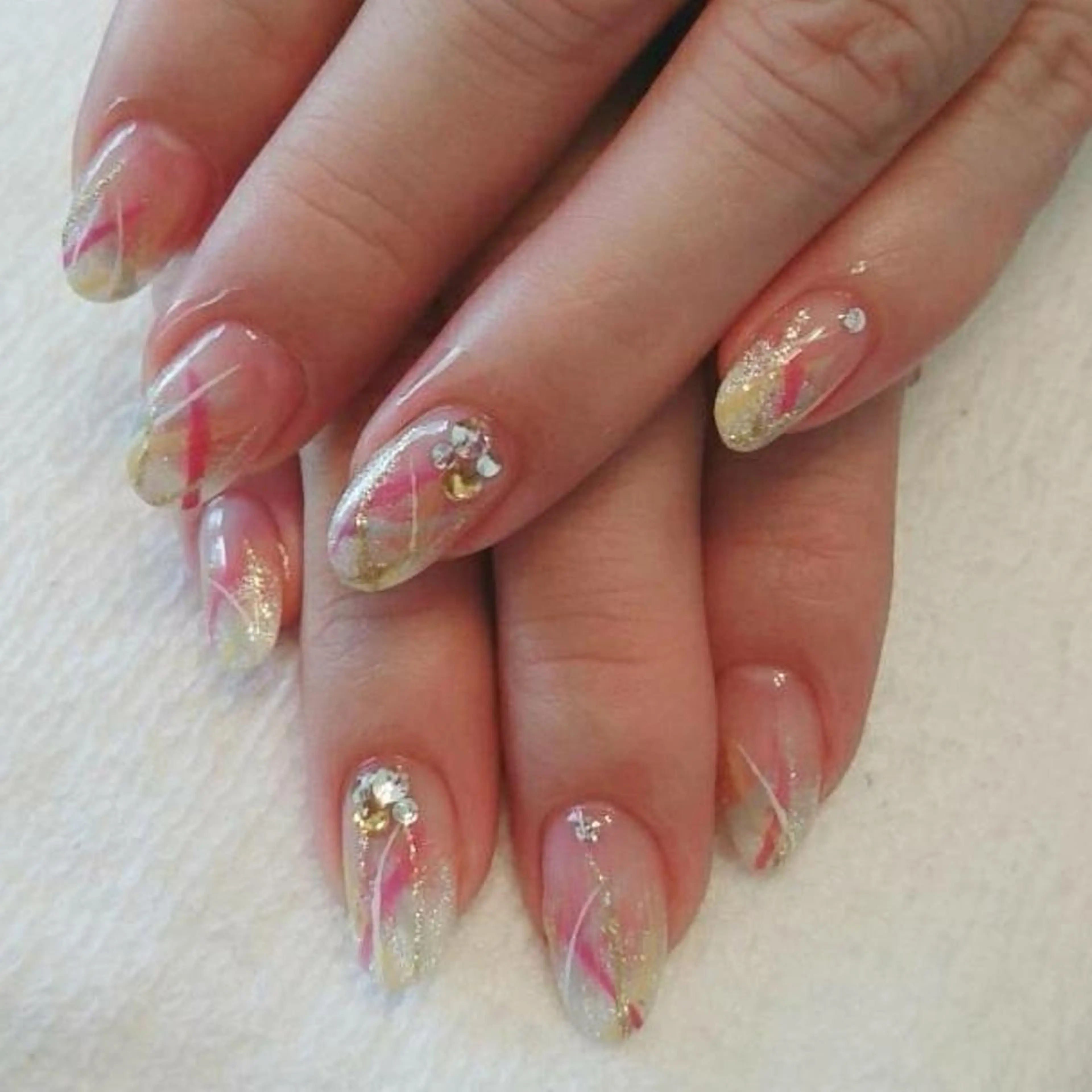 ネイル ハンドネイル Fleur 【フルール】のネイルデザイン