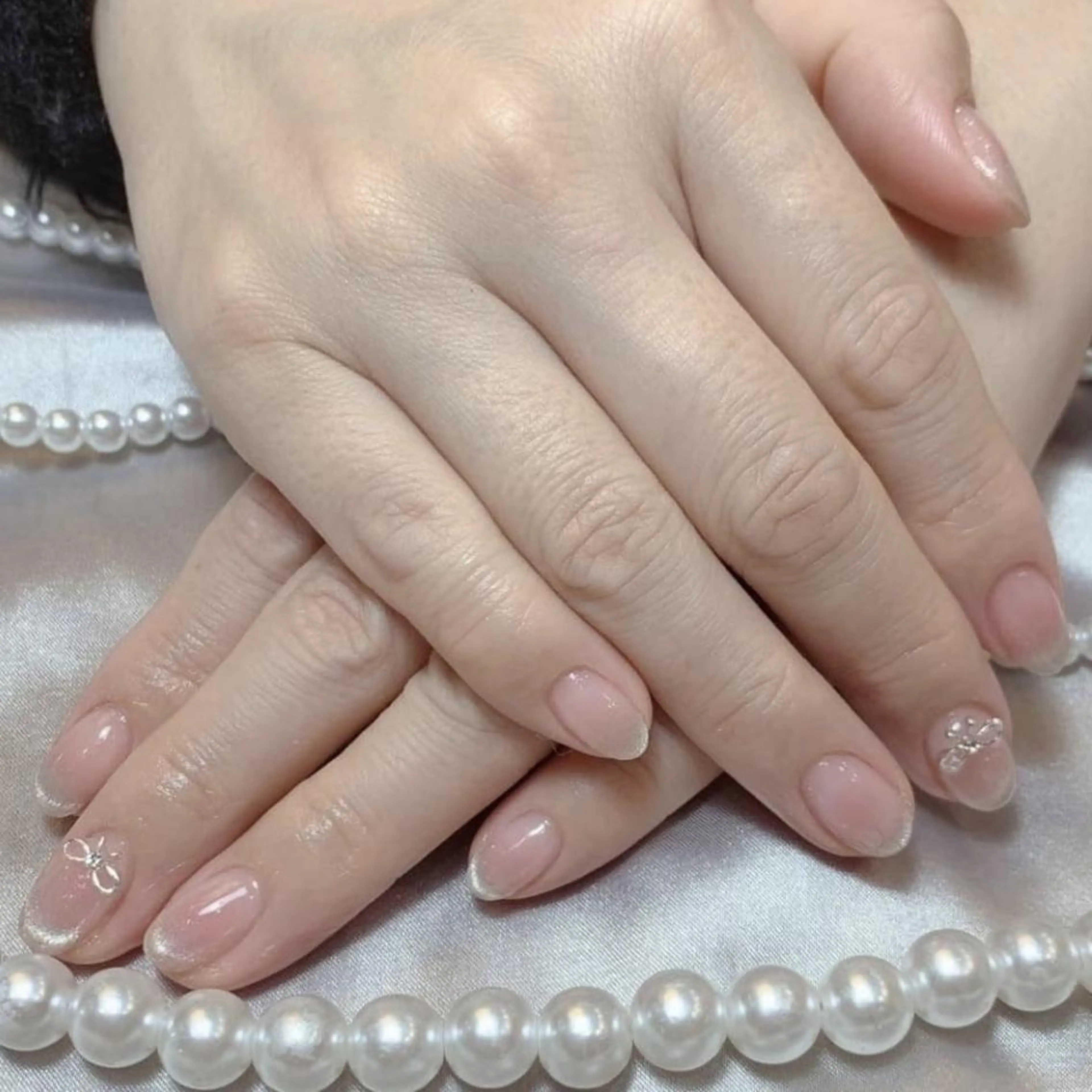 ネイル RAFFINE 月🦋🩵のネイルデザイン