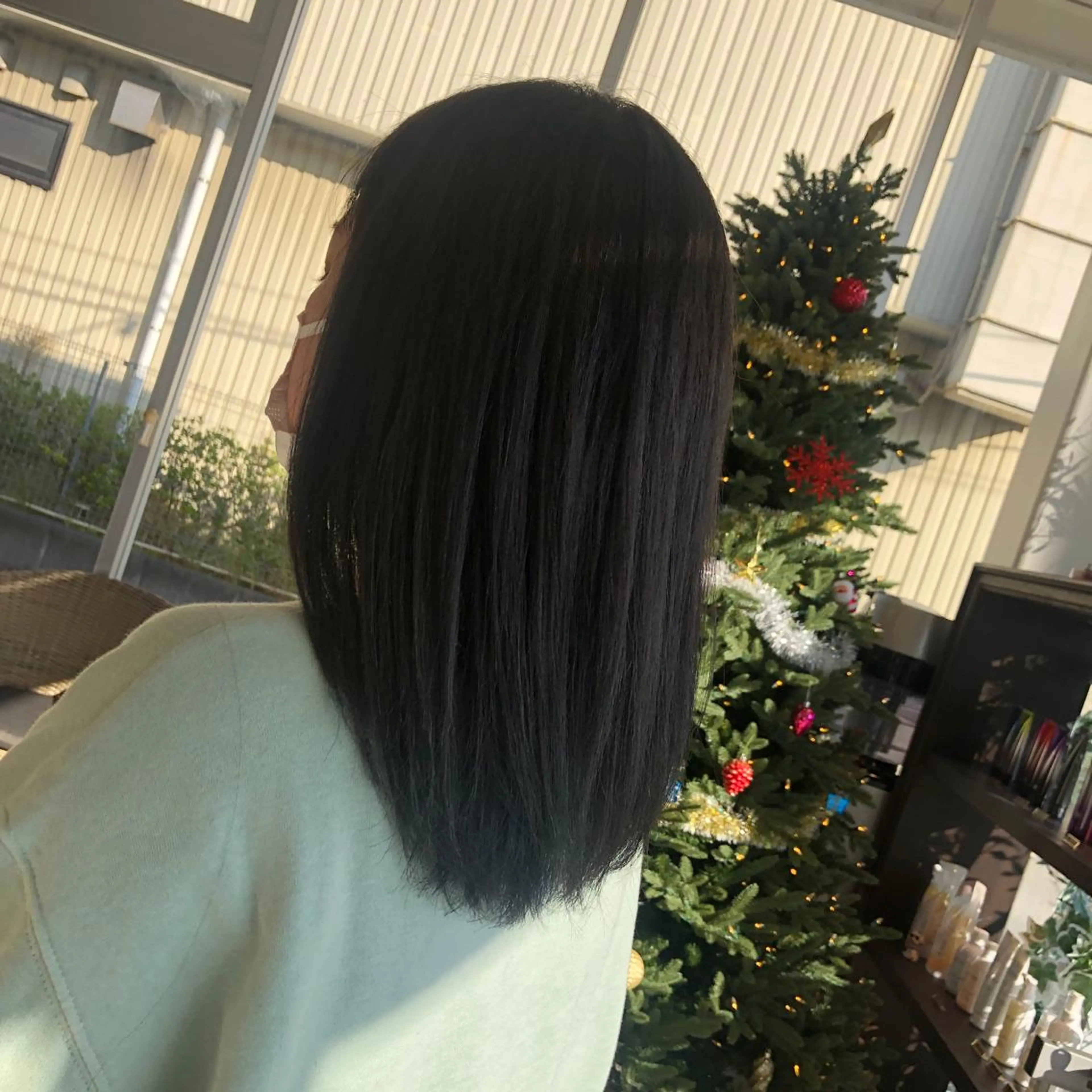 ミディアム 櫻井 麻彩のヘアスタイル