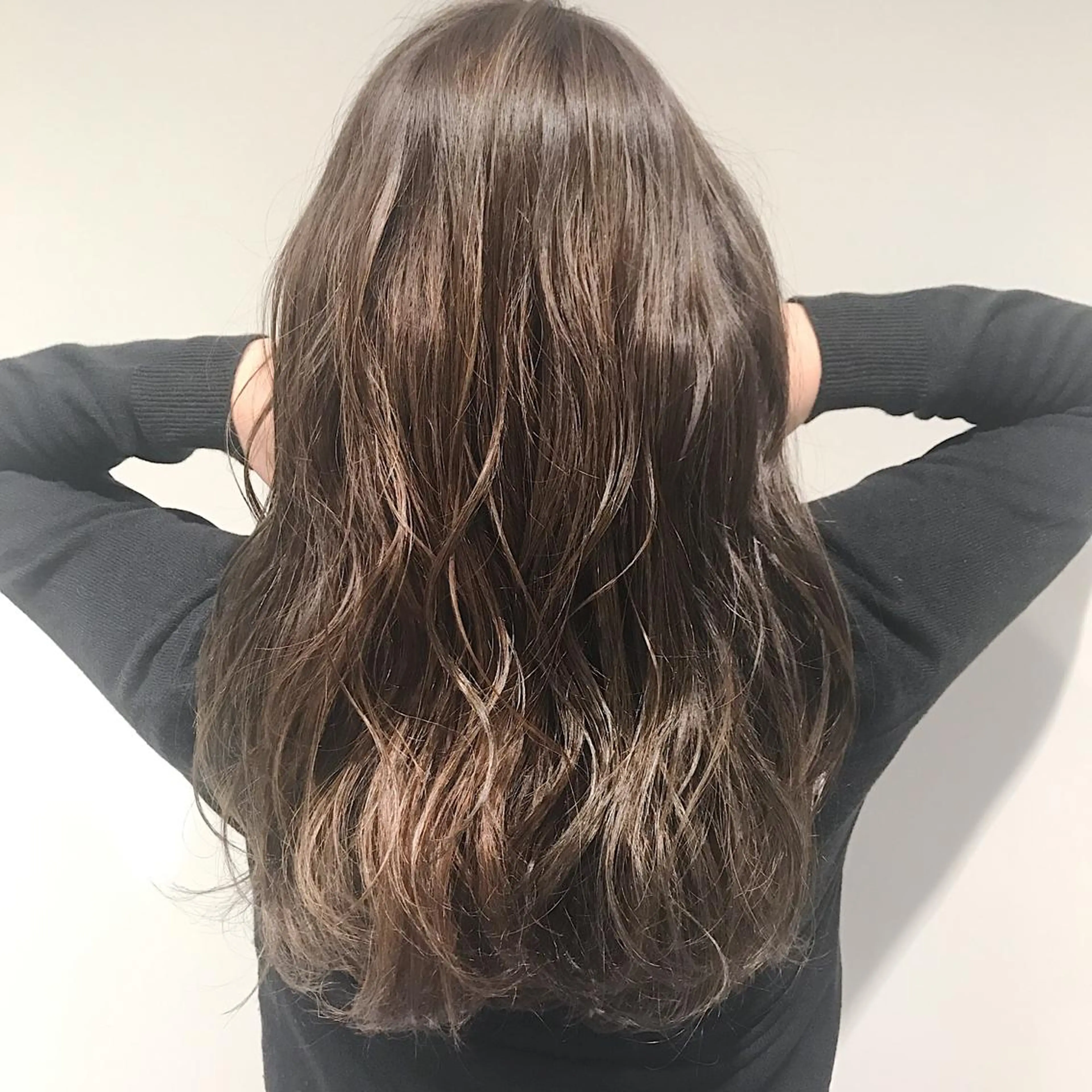 セミロング カラー ヘアアレンジ Zina渋谷エリア マネージャShionのヘアスタイル