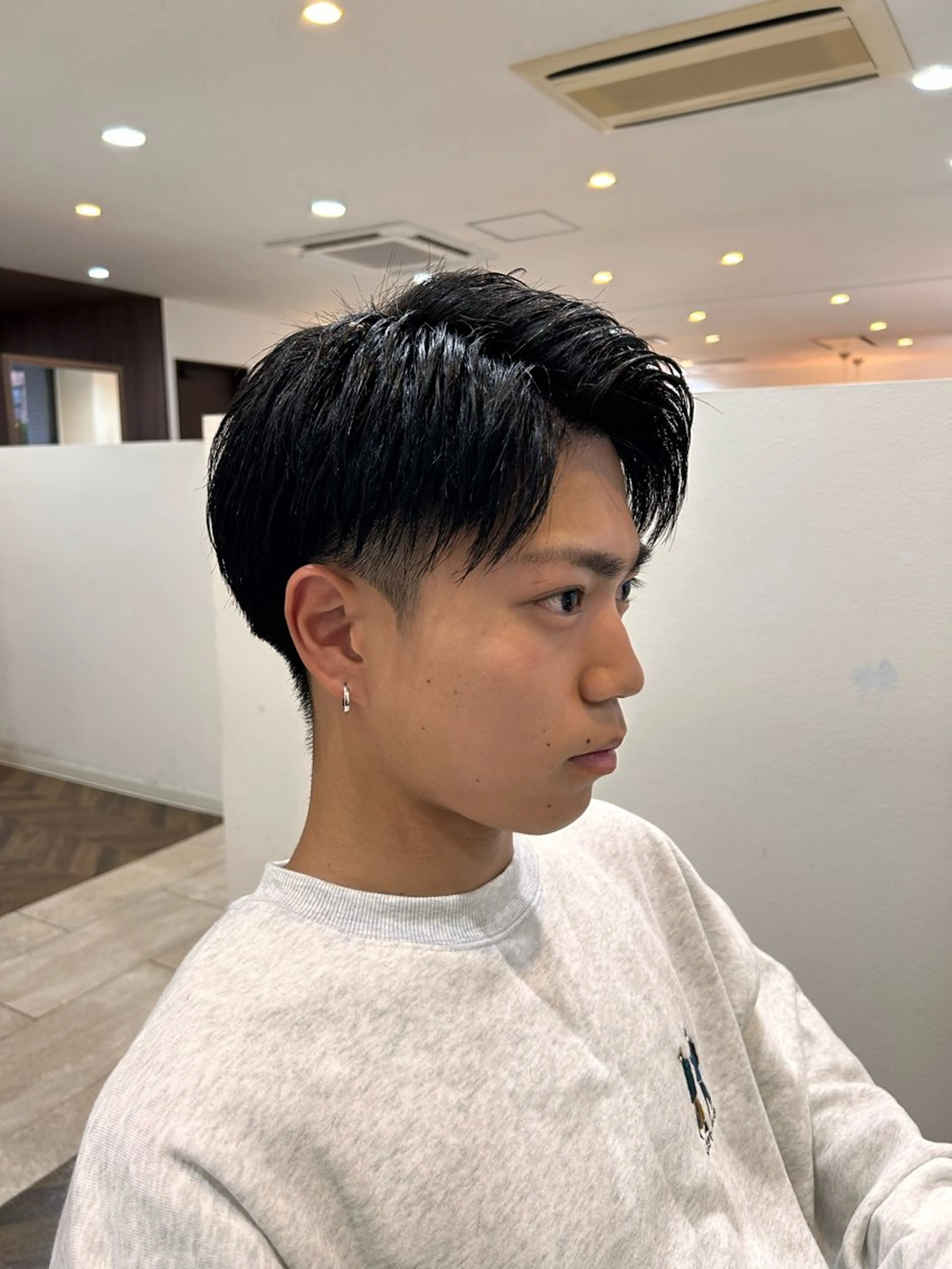 ショート メンズ アップバング 刈り上げ Grandoll  Luxe所属・ボブ/ショート/小倉 ✂中尾吏穏のヘアスタイル