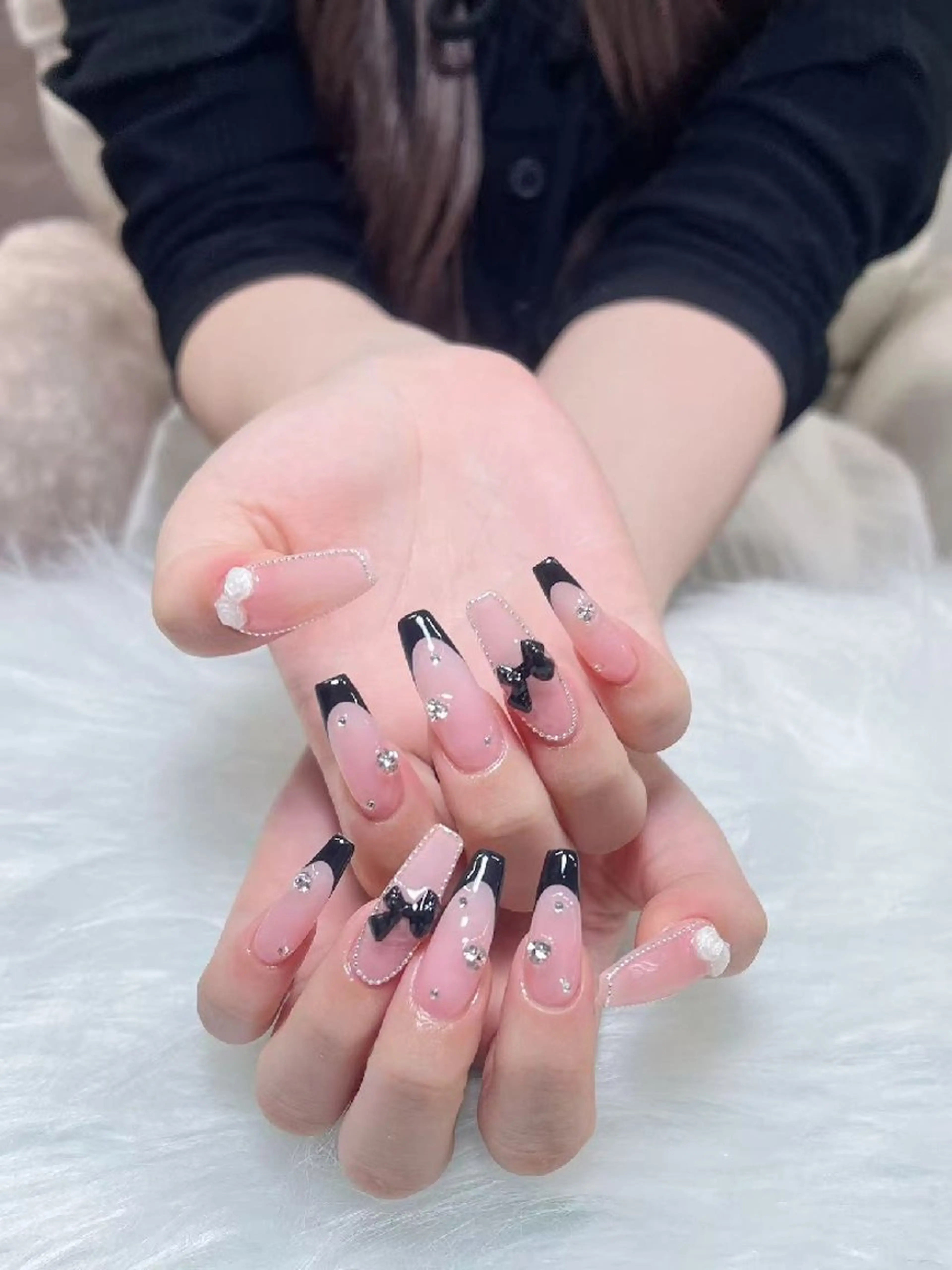 ネイル ENsalon AKIRAのネイルデザイン