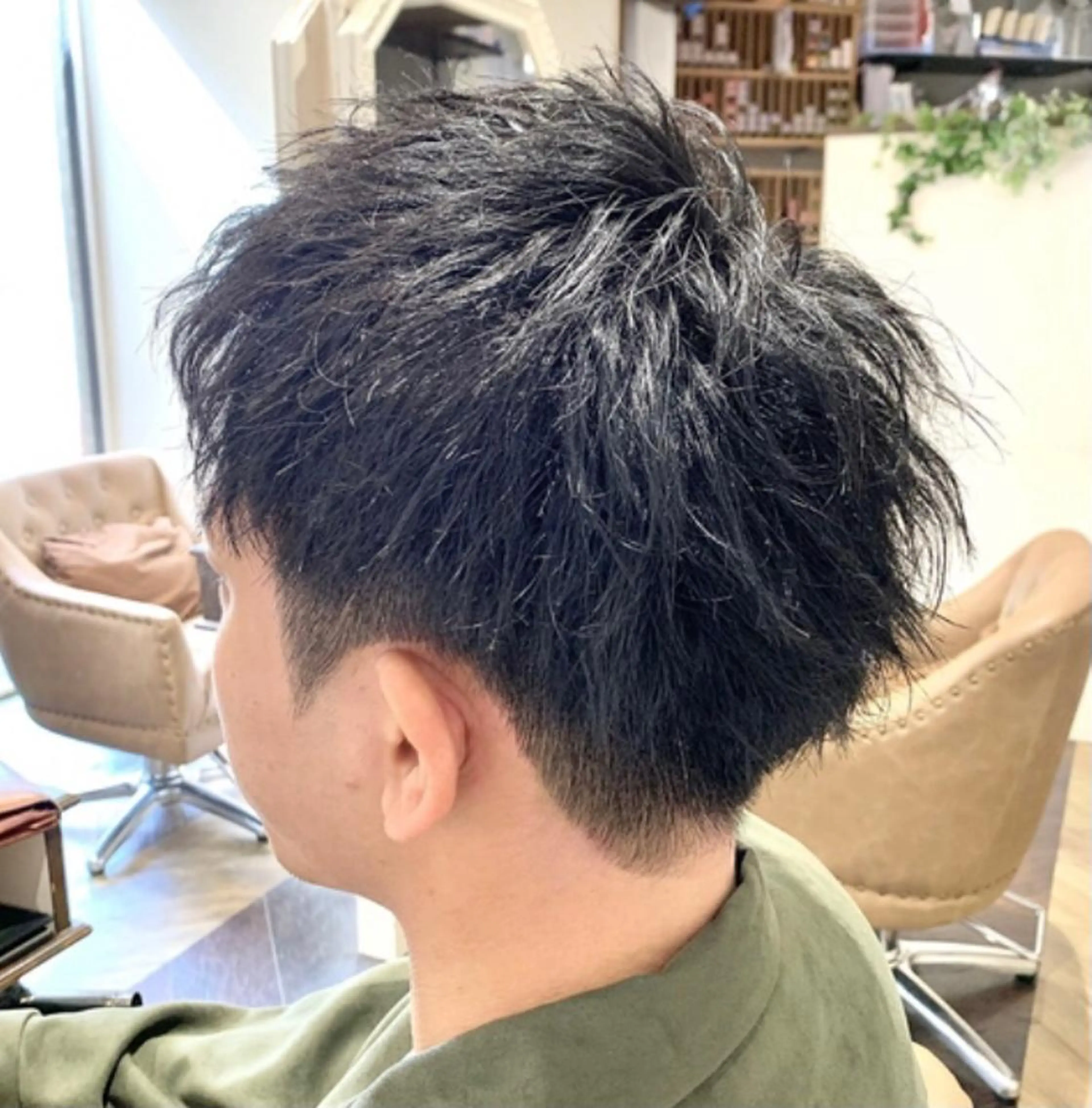 メンズ 刈り上げ DAHLI plum（ダリ　プリュム）所属・中村 玲美のヘアスタイル