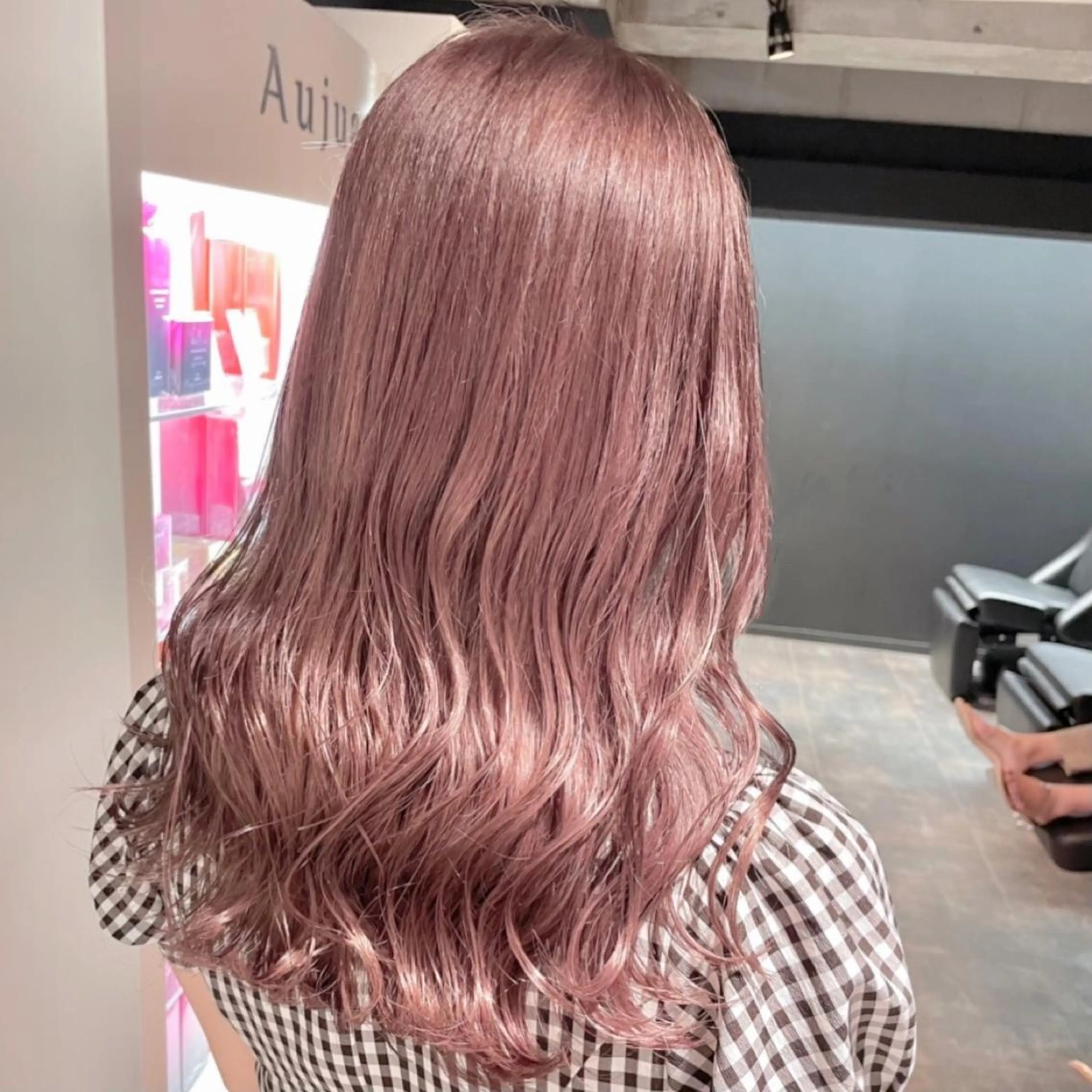 ロング カラー ベージュカラー ピンクカラー ピンクベージュ ヘアカラー トリートメント MiL所属・✨ハイトーン✨ 濱田知孝のヘアスタイル