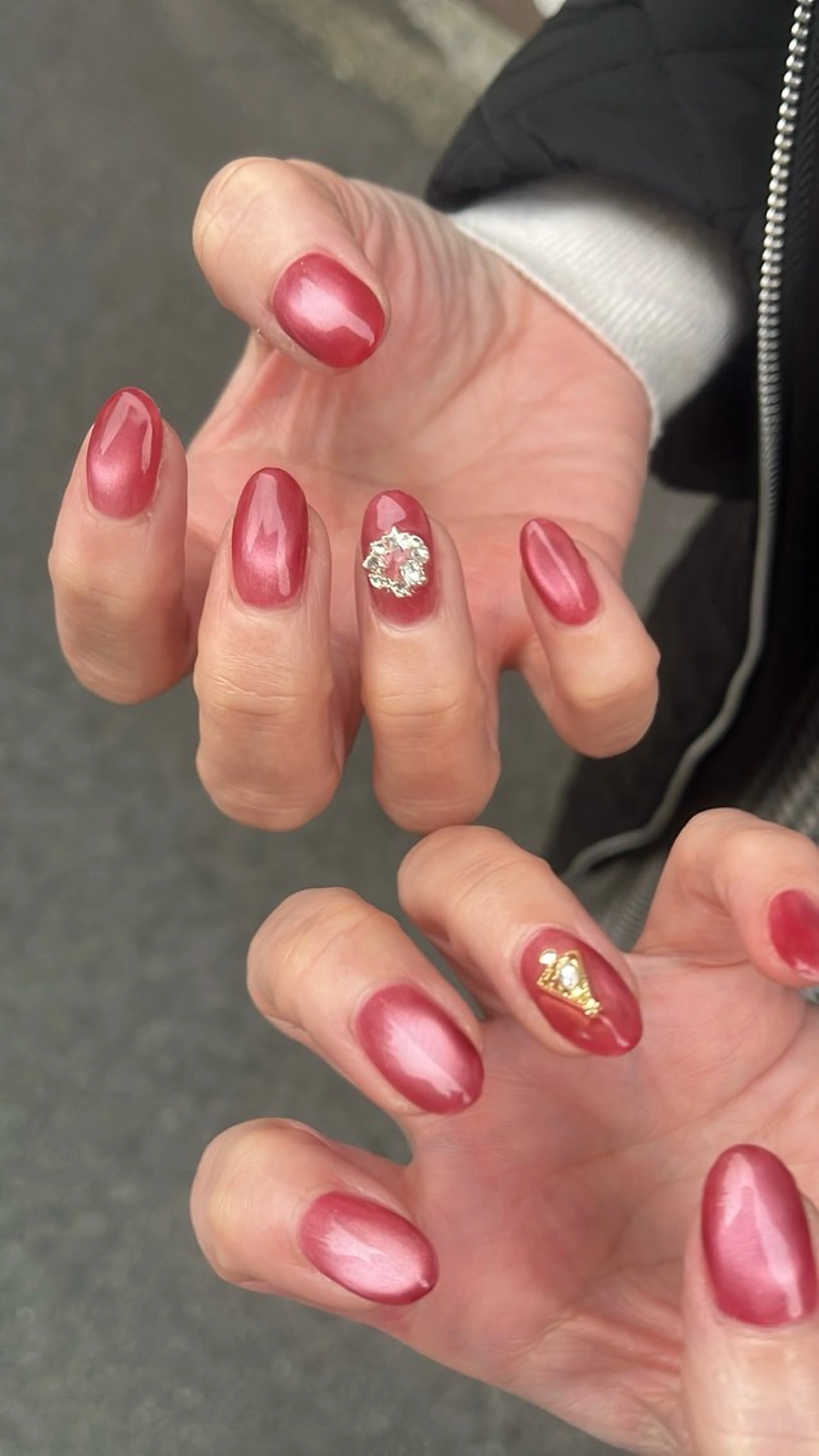 ネイル ニュアンスネイル シンプルネイル 冬ネイル クリスマス ハンドネイル SAKU  nail[サクネイル]所属・SAKU nail 作島茜のネイルデザイン