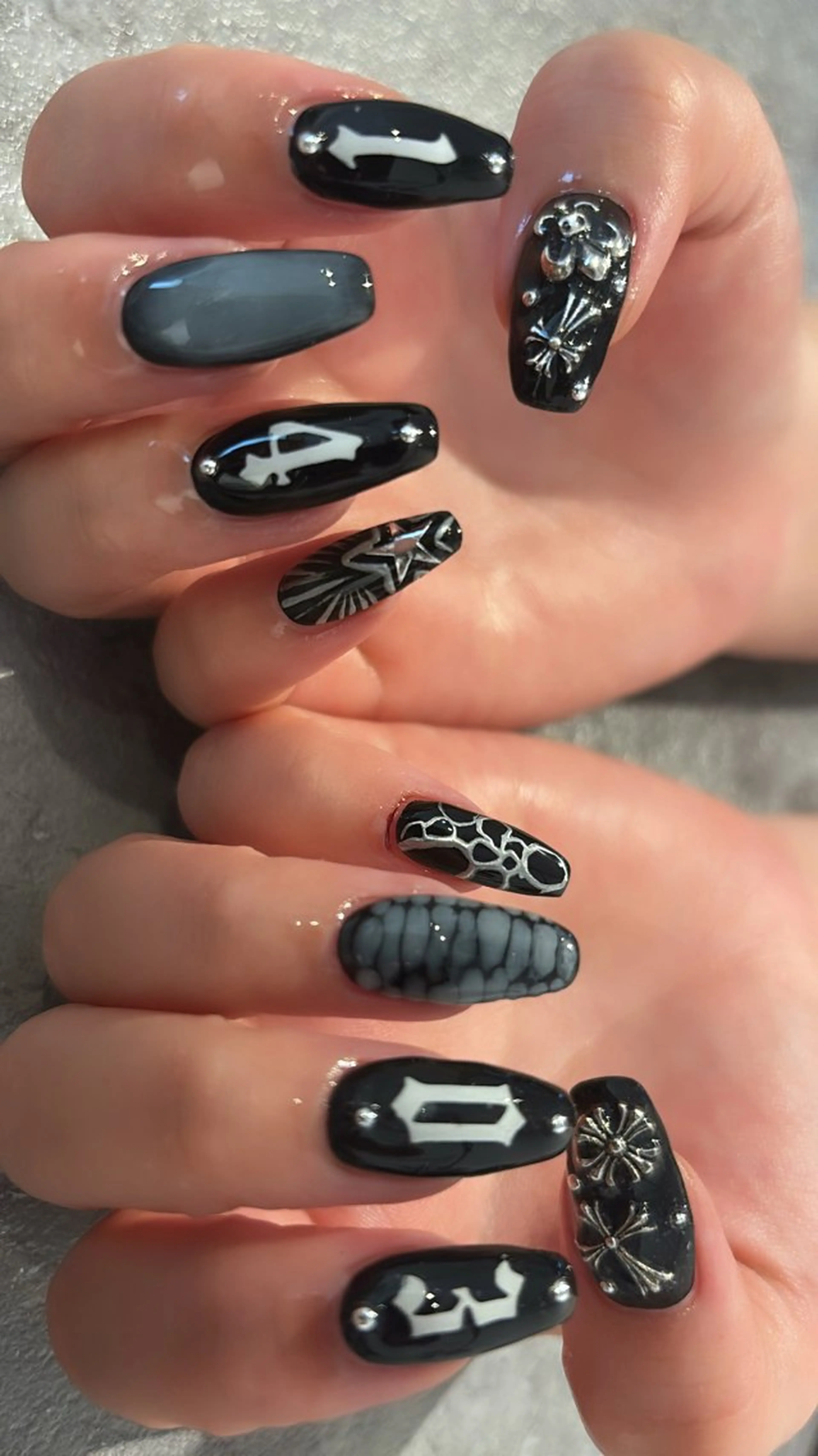 ネイル Mignon所属・Mignon 、のネイルデザイン