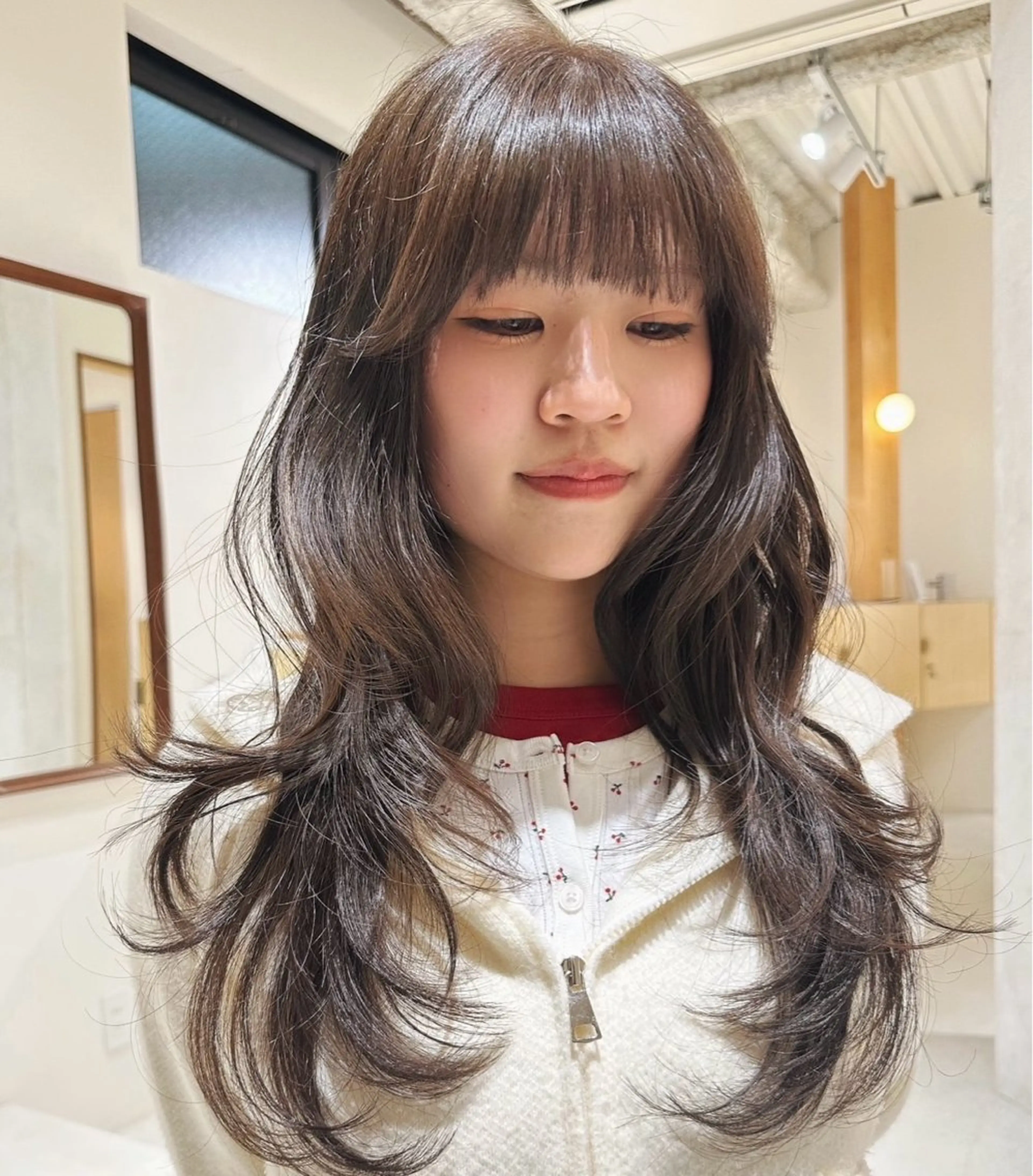 ロング くびれヘア ハッシュカット 韓国風ヘア レイヤーカット 安藤 琢真のヘアスタイル