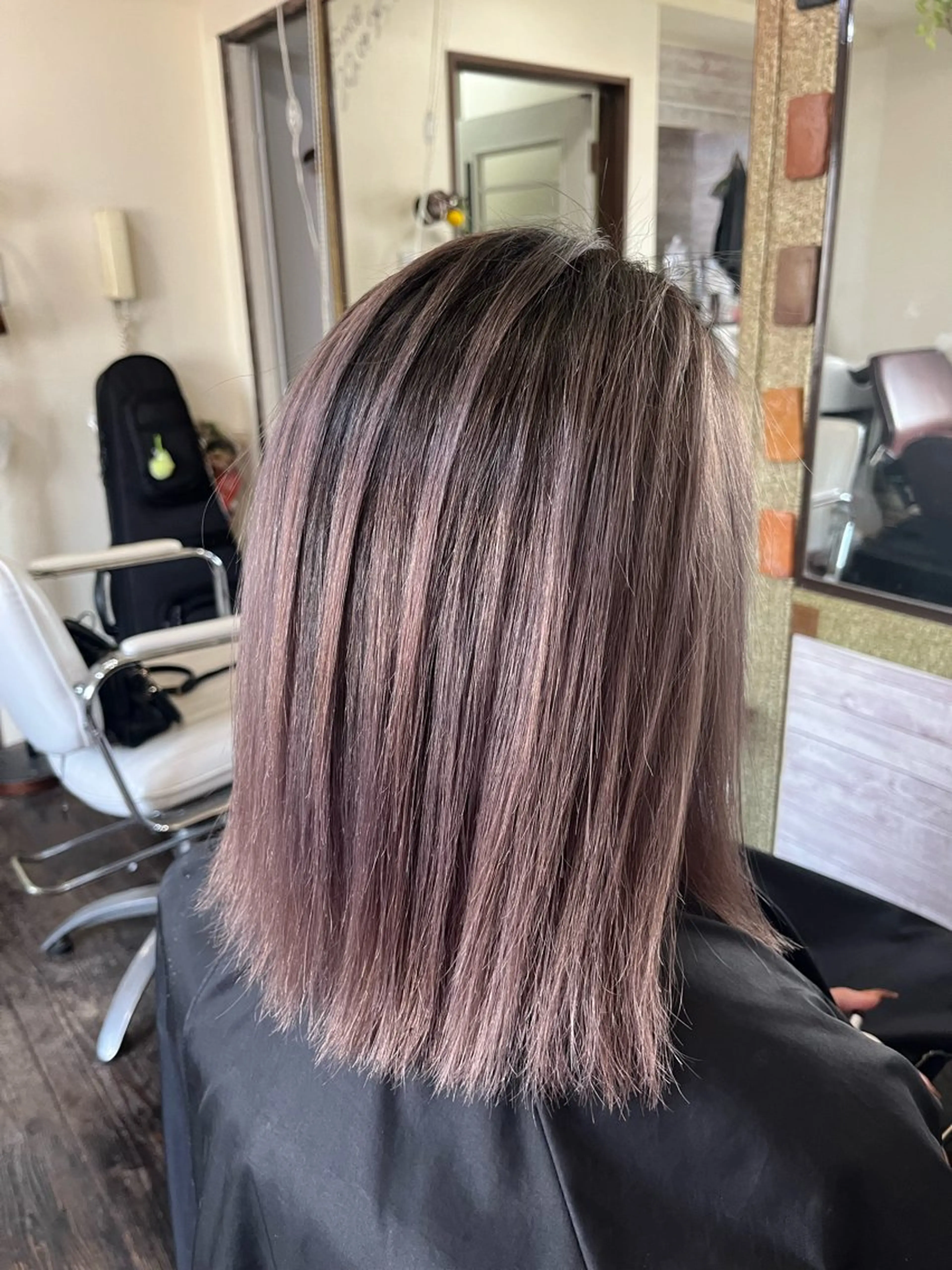 ミディアム カラー ヘアカラー 渡辺 健太のヘアスタイル