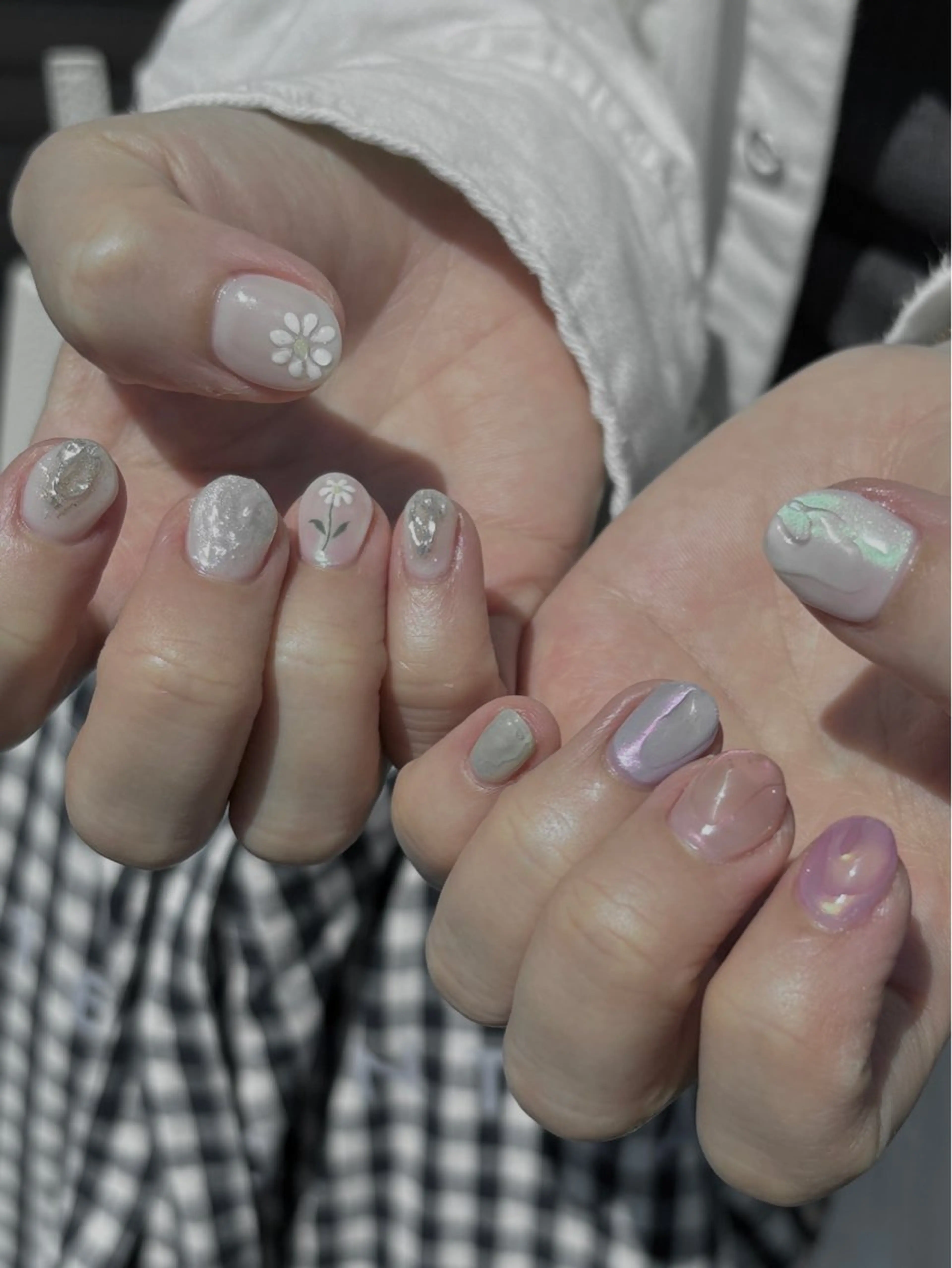 ネイル オーロラネイル 韓国ネイル ニュアンスネイル ショートネイル 春ネイル ハンドネイル acs.n所属・ネイル，耳つぼ 風間すみれのその他イメージ